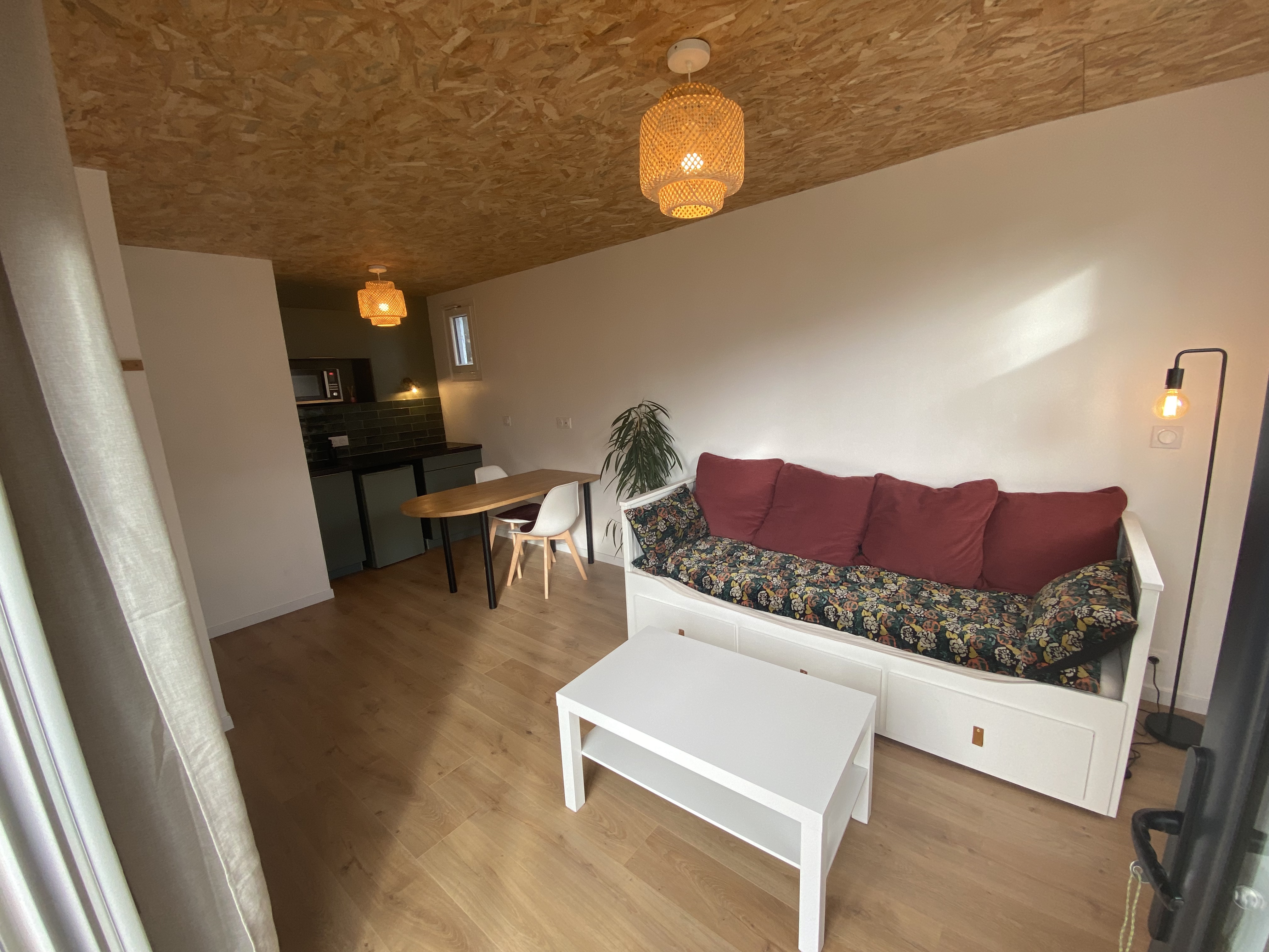 Studio de jardin neuf.