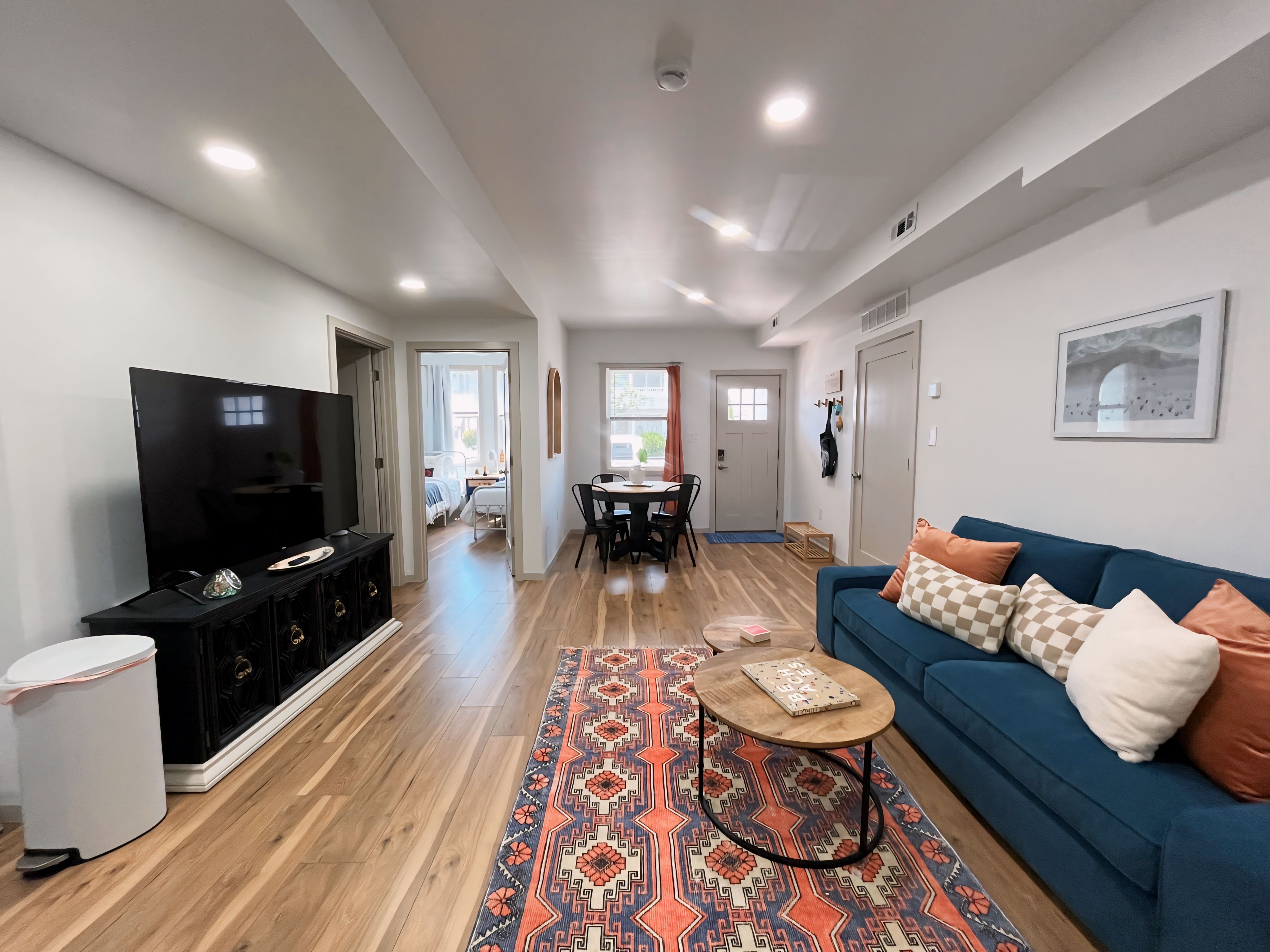 First floor | 2 bedroom apartment on Pacific Ave