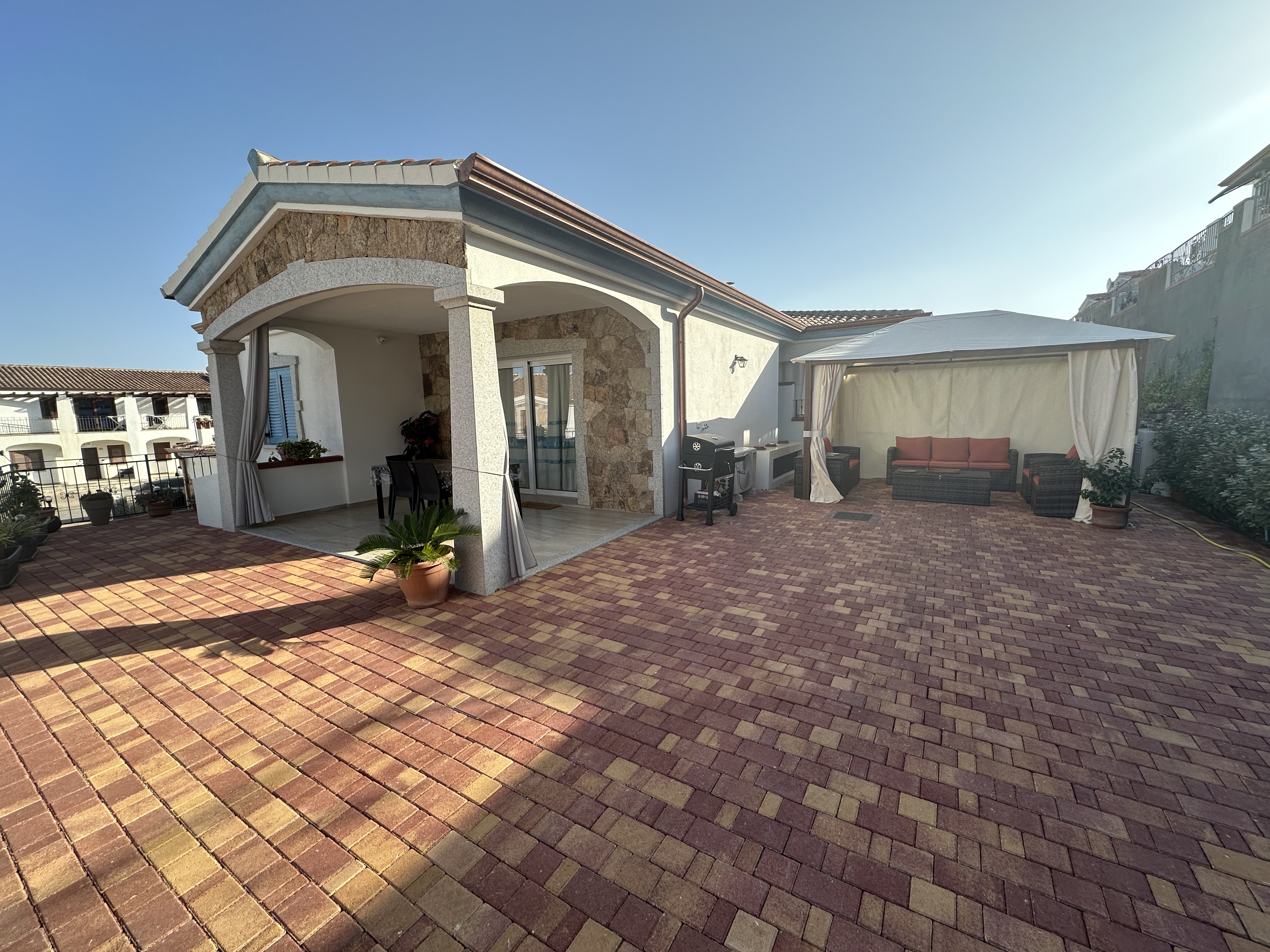 House near the sea La Caletta