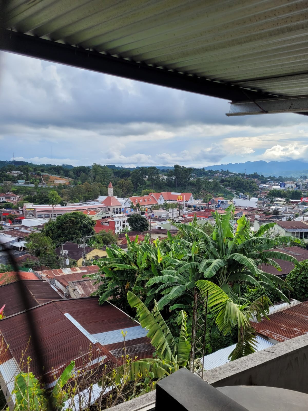 Comfortable, nice view of the city.