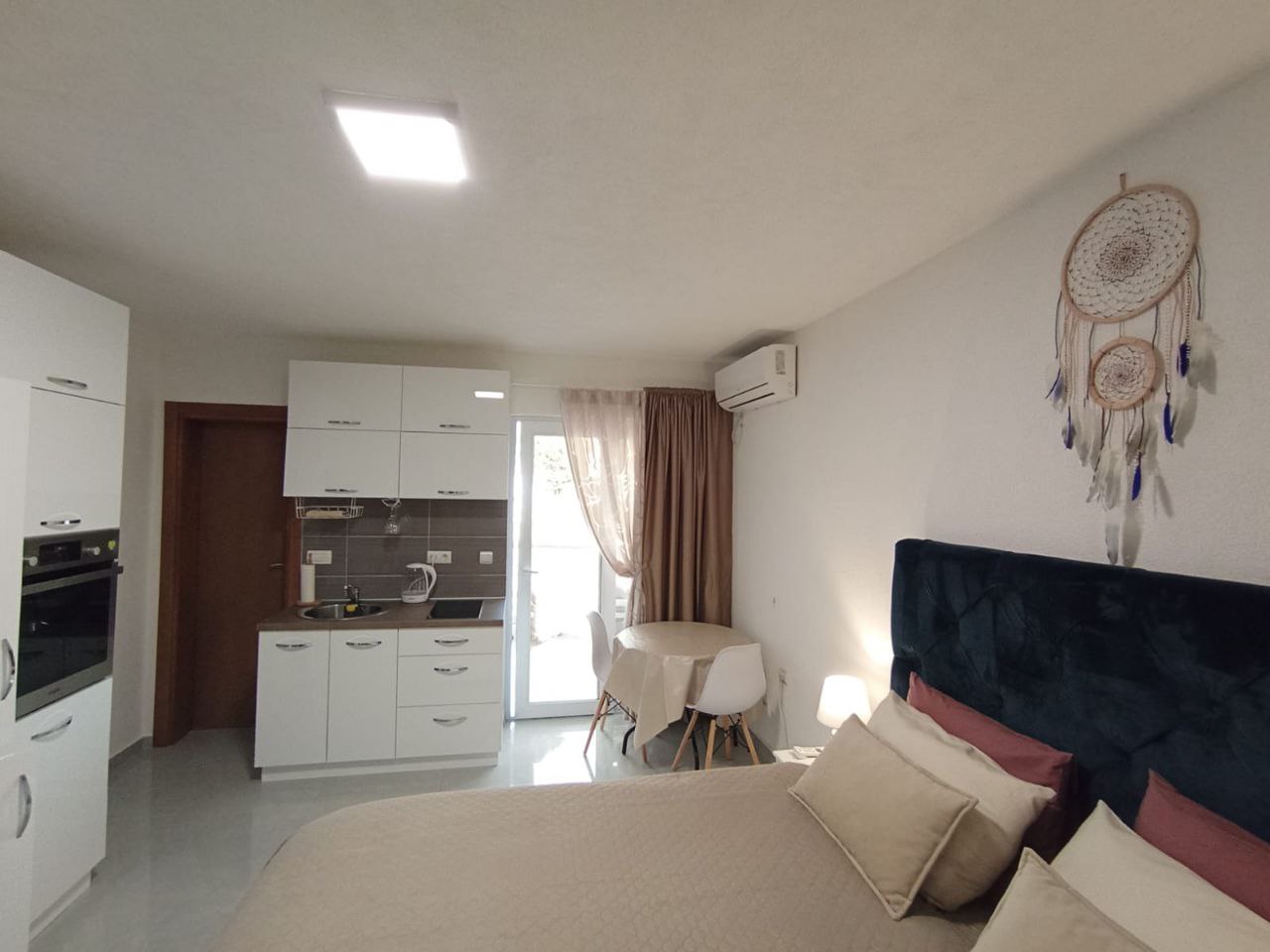 Studio for relaxing and living