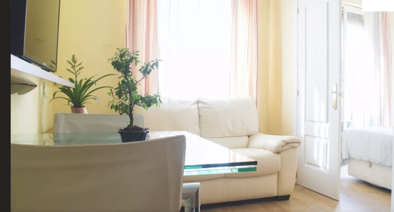 Beautiful apartment in the center in Cortes, Madrid