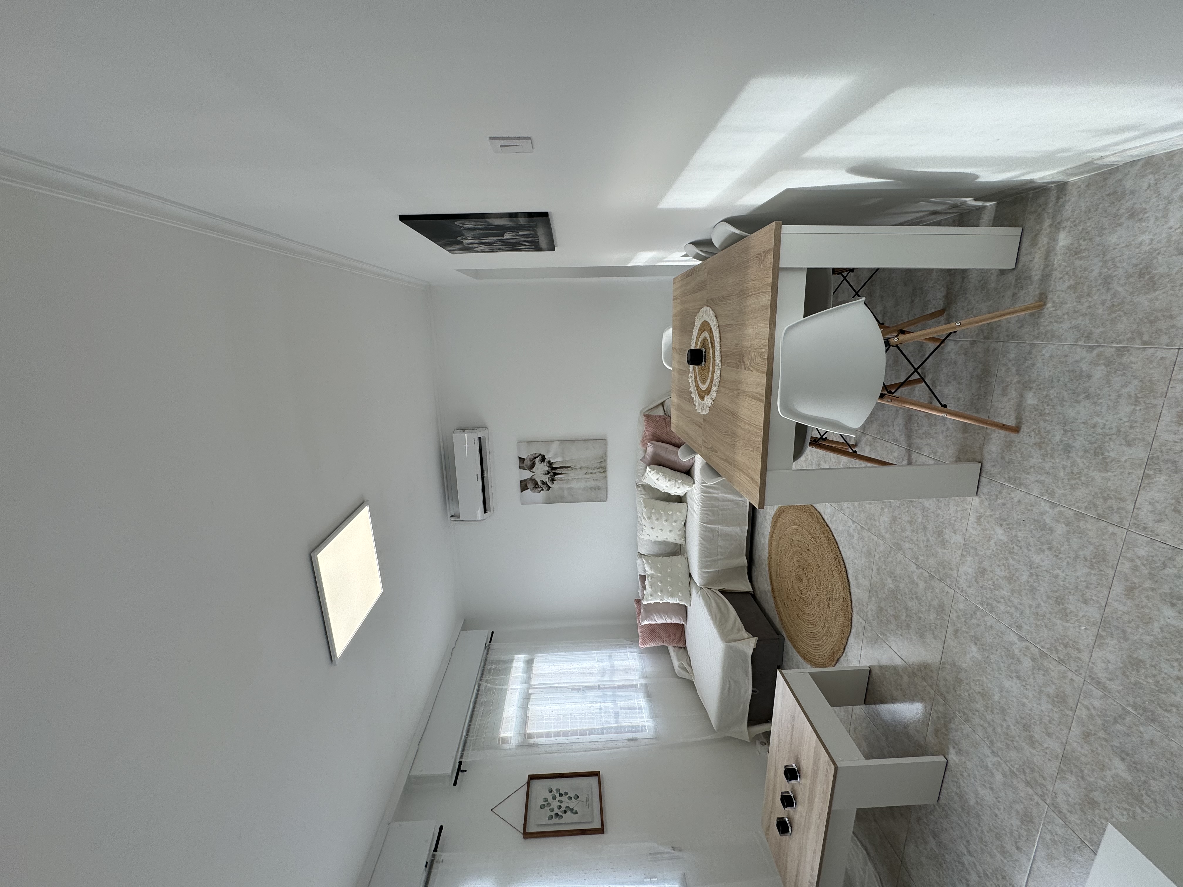 New apartment with air 400m from the beach