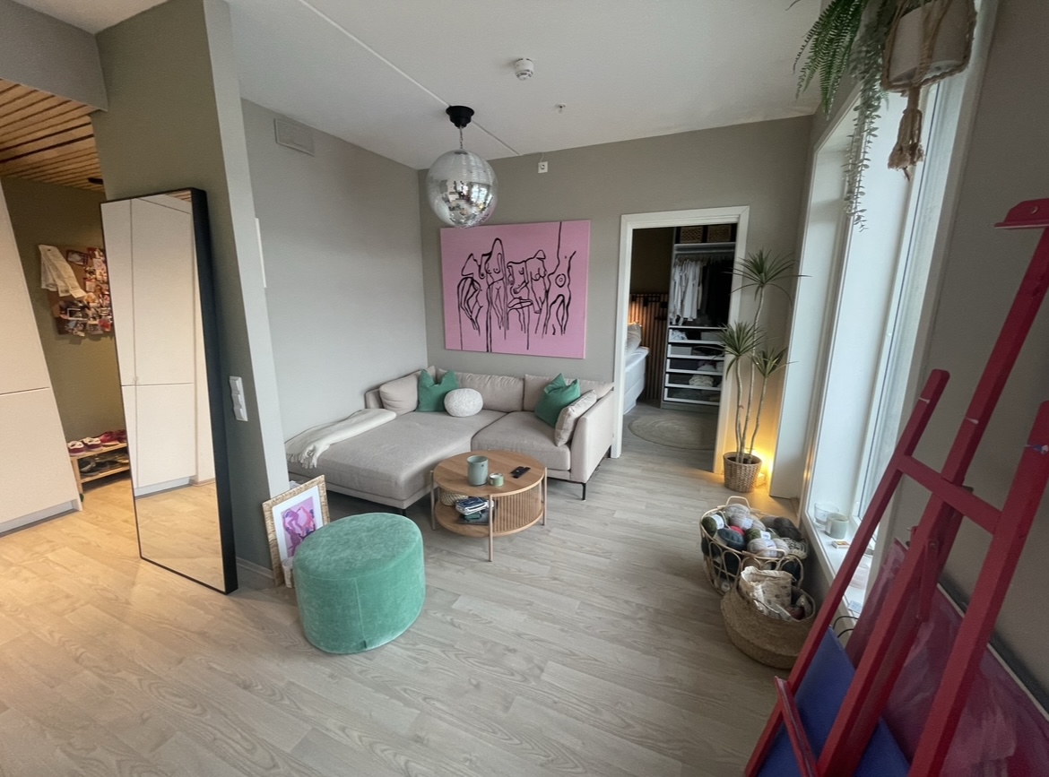 Colorful Smart Apartment