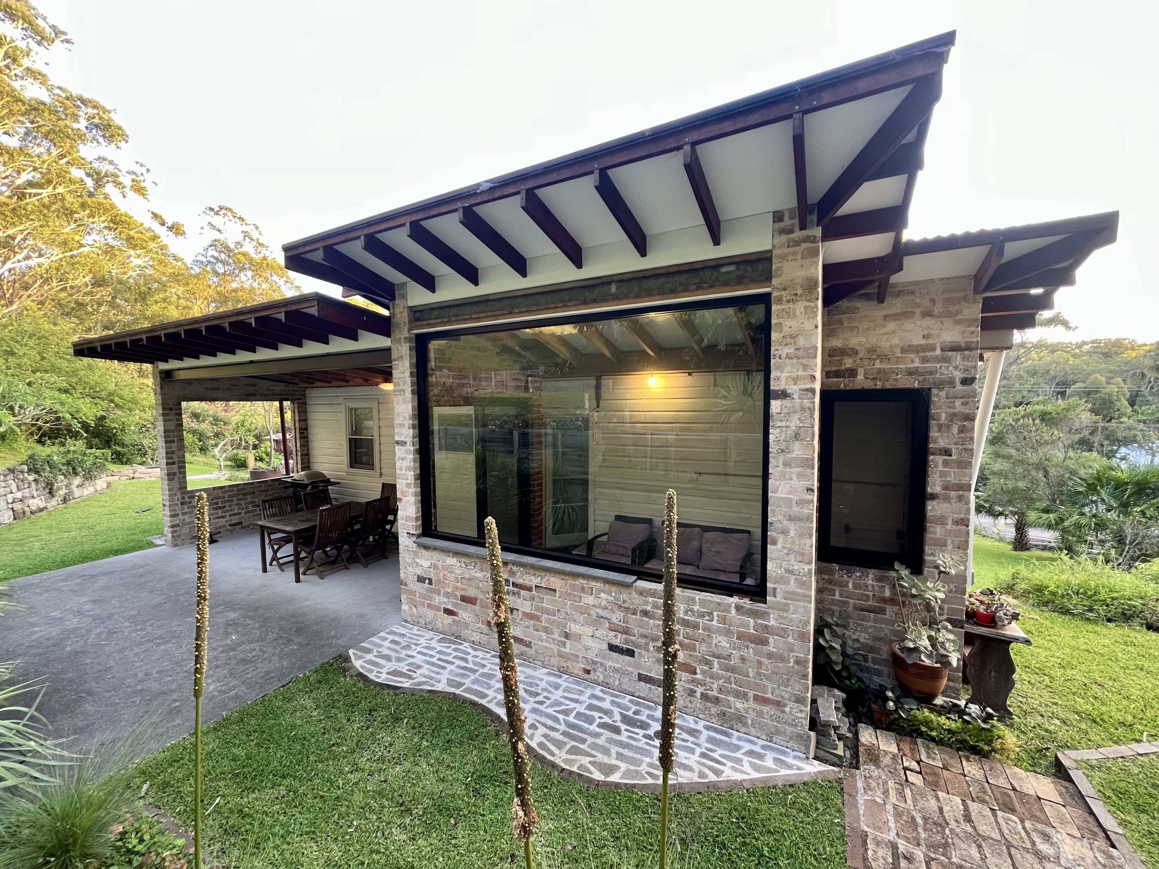 The only rural house in the heart of Blueys Beach in Mid-Coast, Mid North Coast