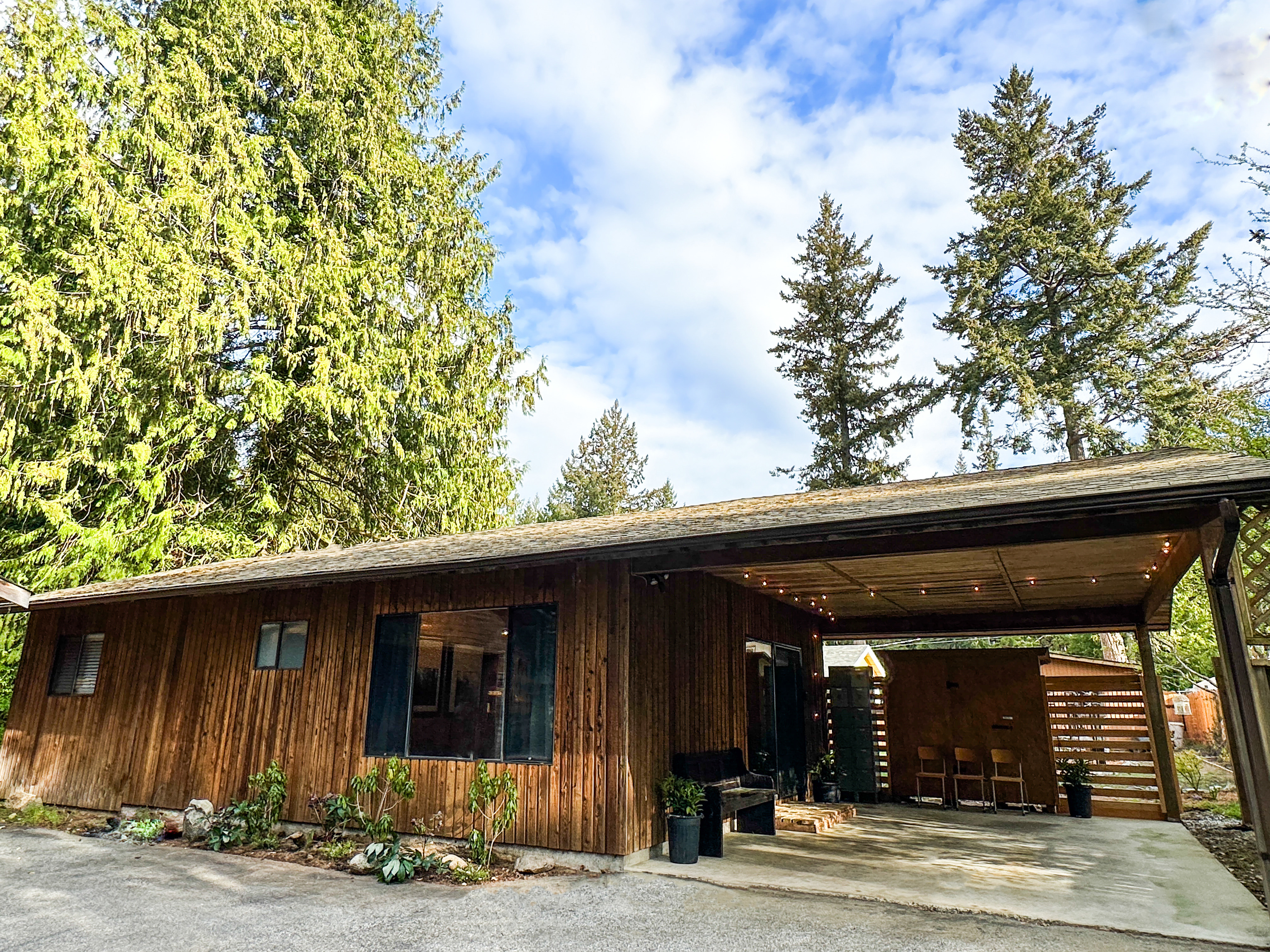 Cozy Cabin of Halfmoon Bay