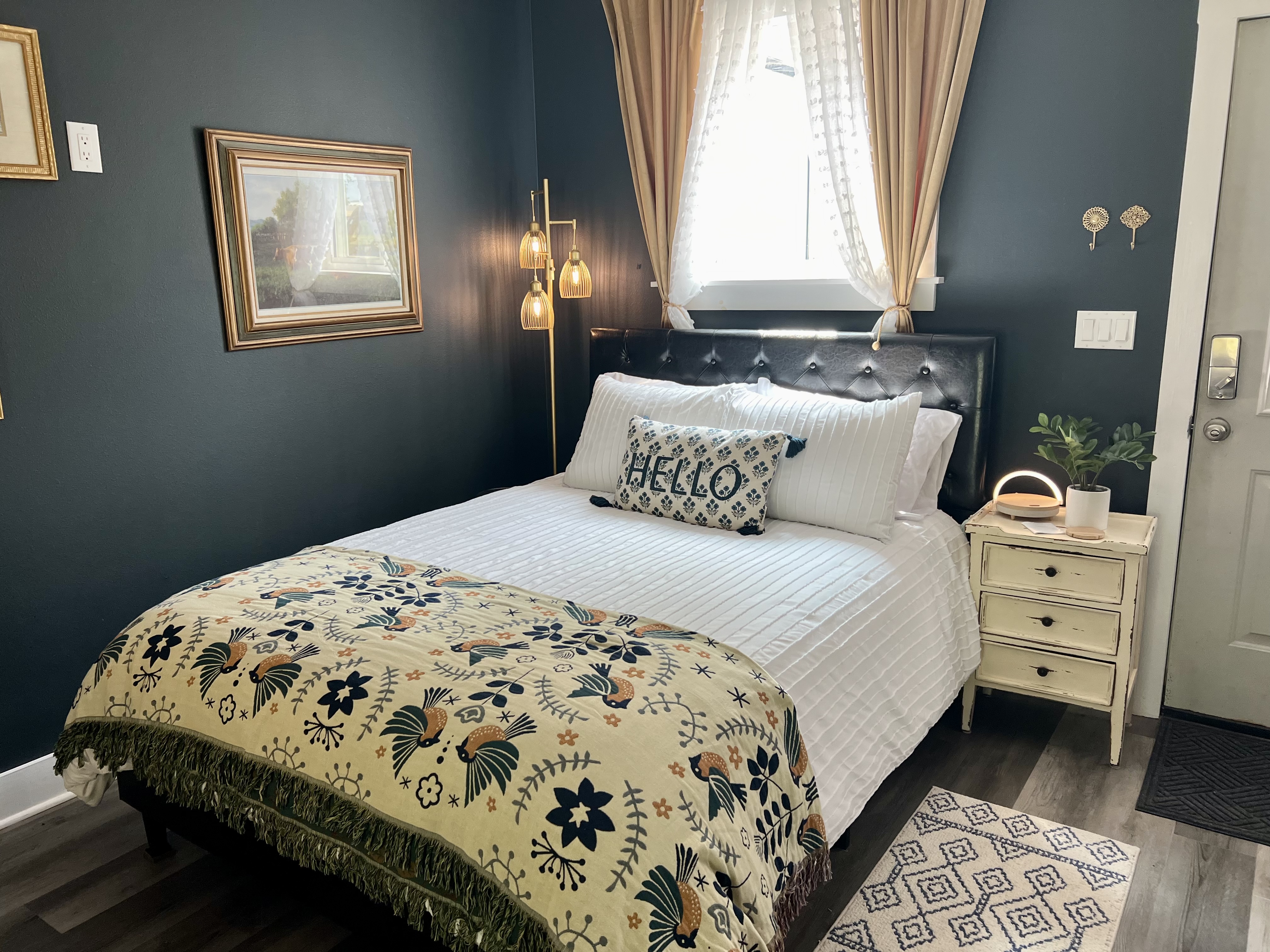 Pasture Bedtime Retreat