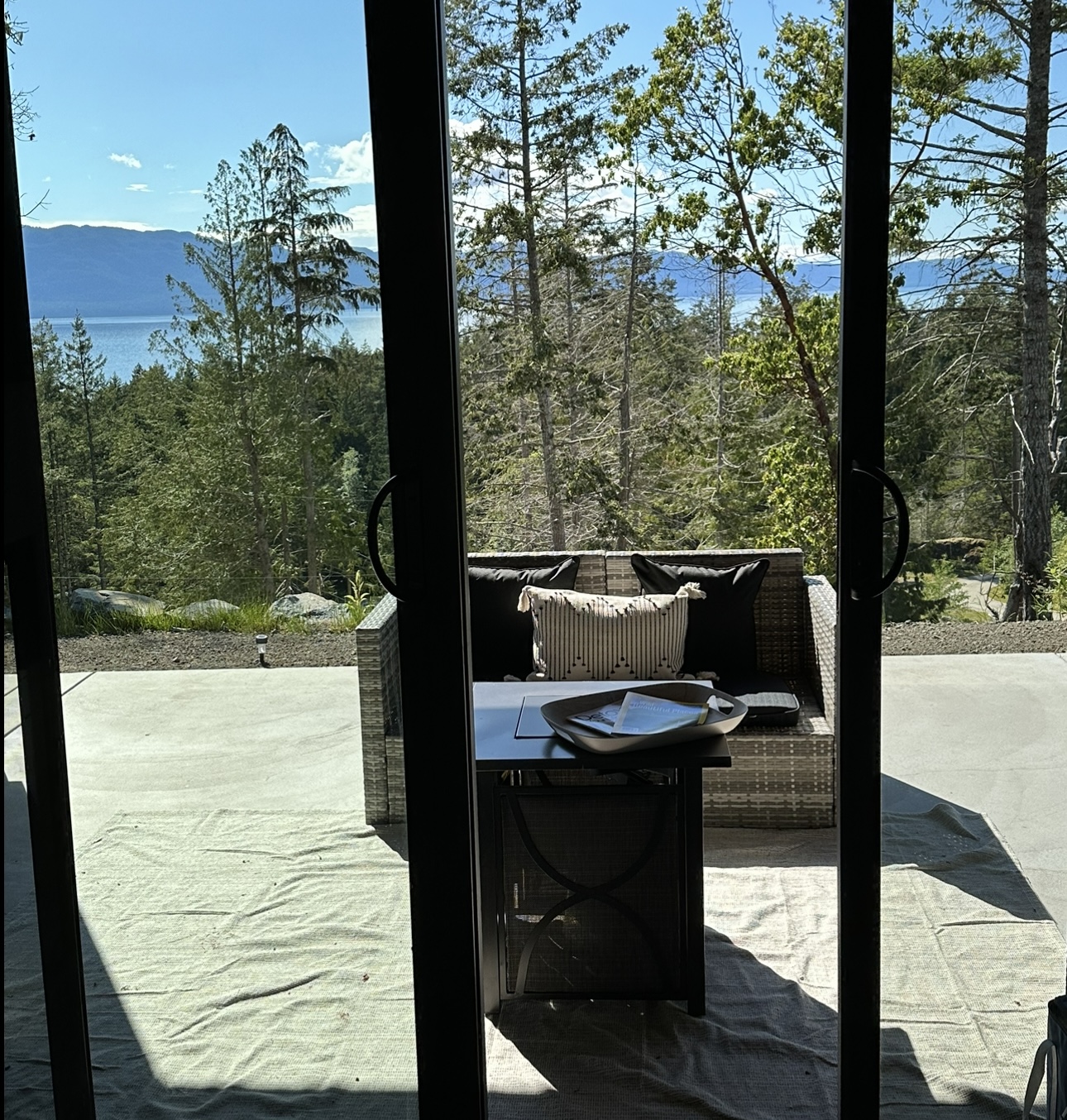 Brand new luxury private home