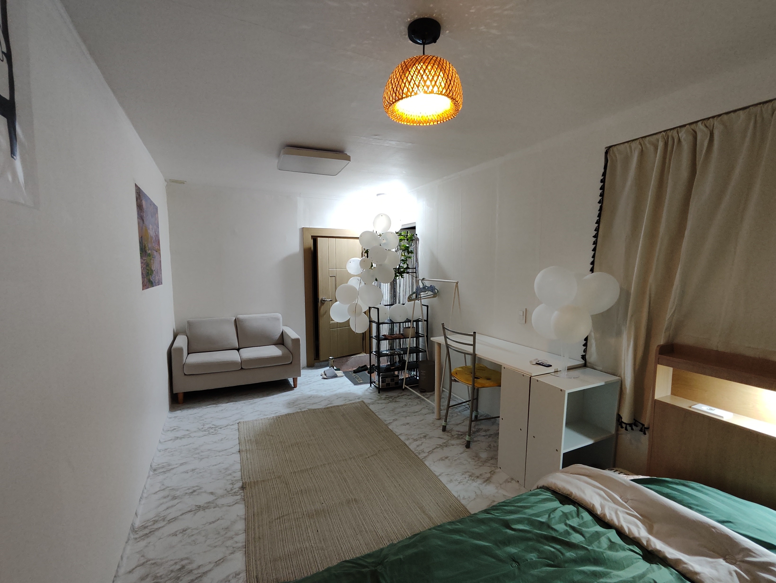 Comfortable and independent/5 minutes from Ulsan University/Near Babo Intersection/There is a commercial area, but it is quiet
