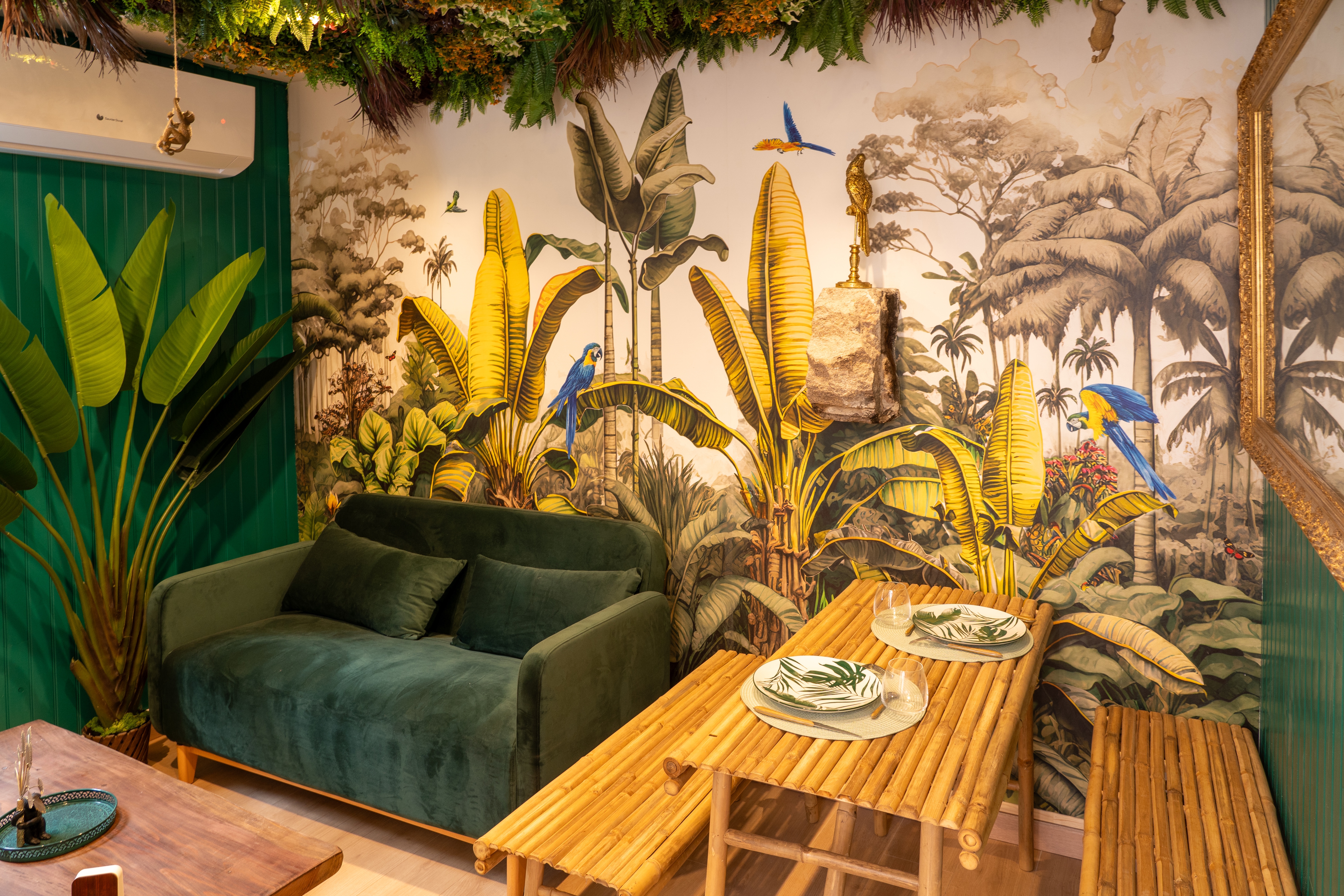 The jungle apartment