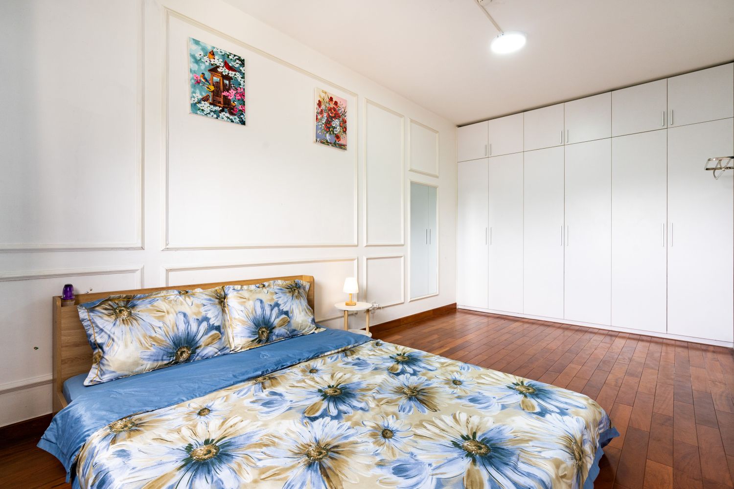 1 Room Apartment Near Airport