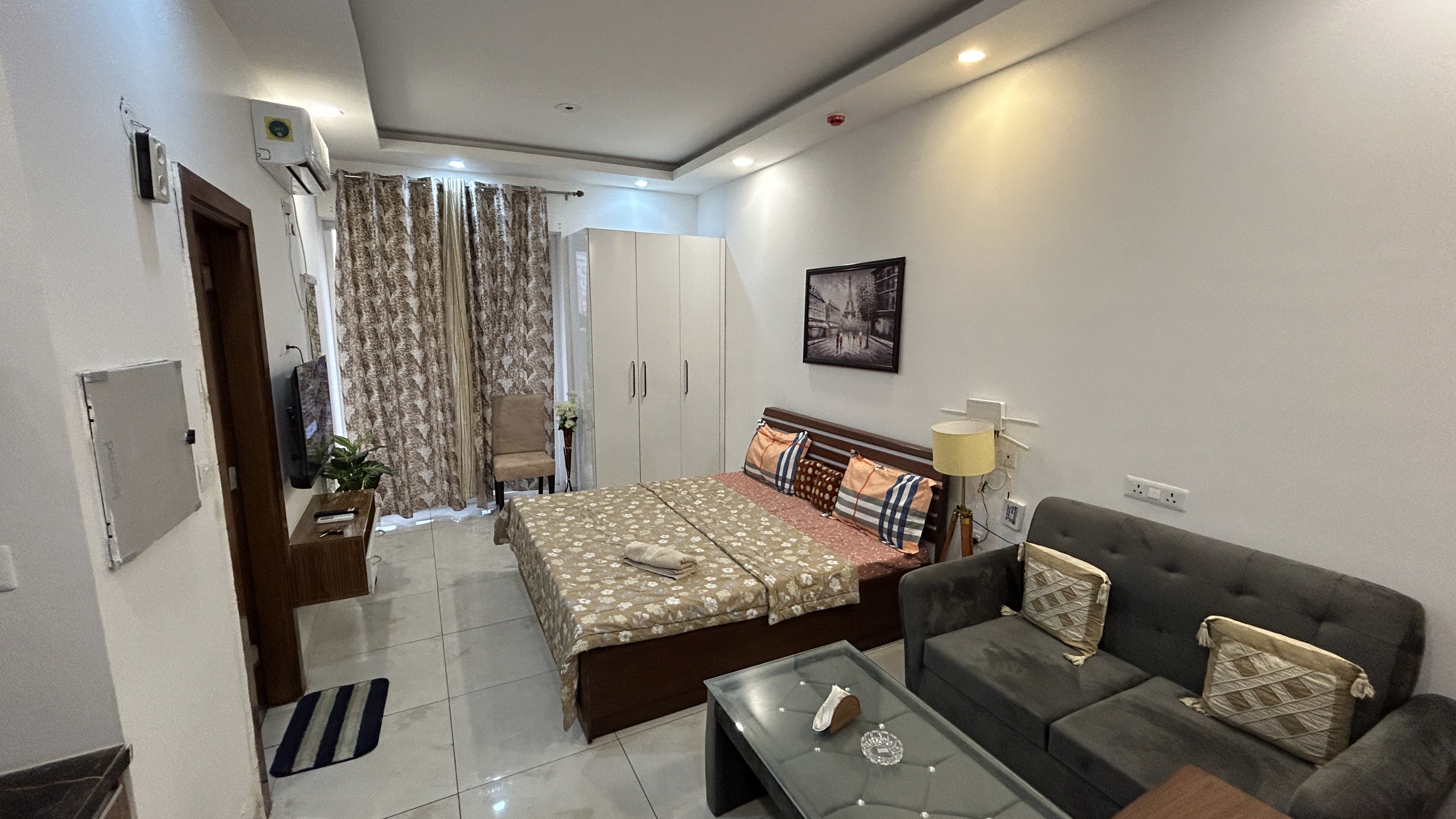 Comfy Luxury Stay with Stunning View!