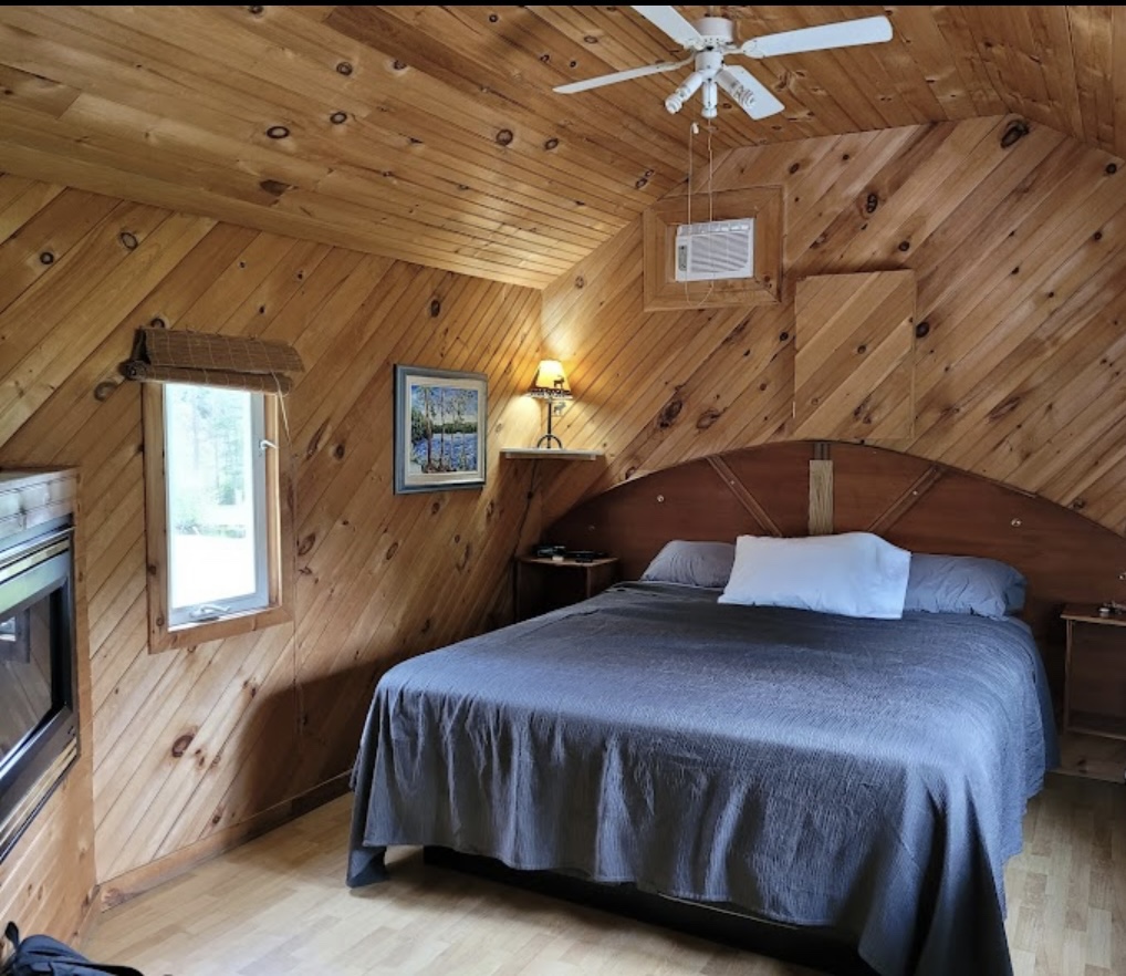 Cozy Cabin