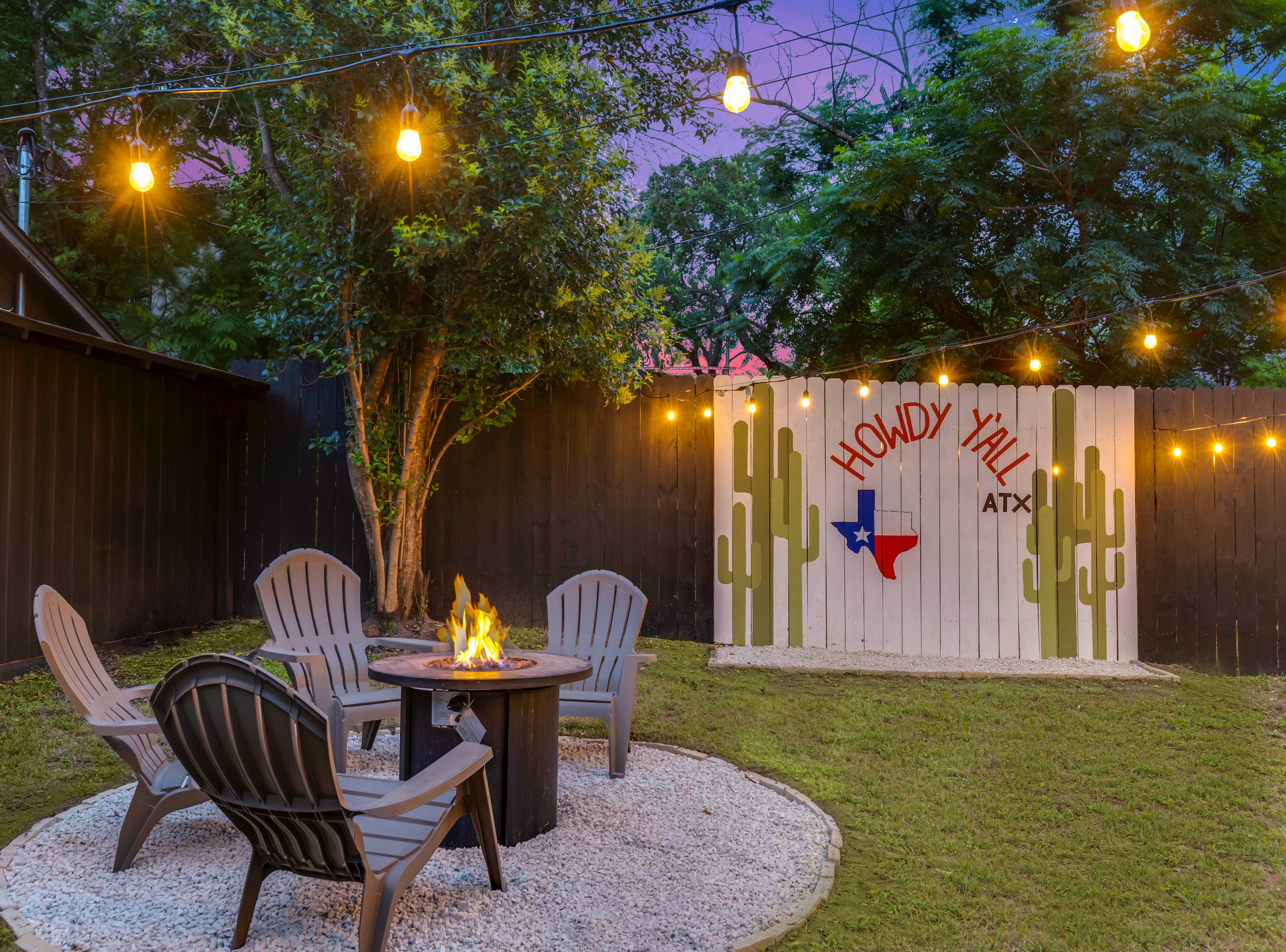 Perfect Getaway - Skyline views in 78704, Austin