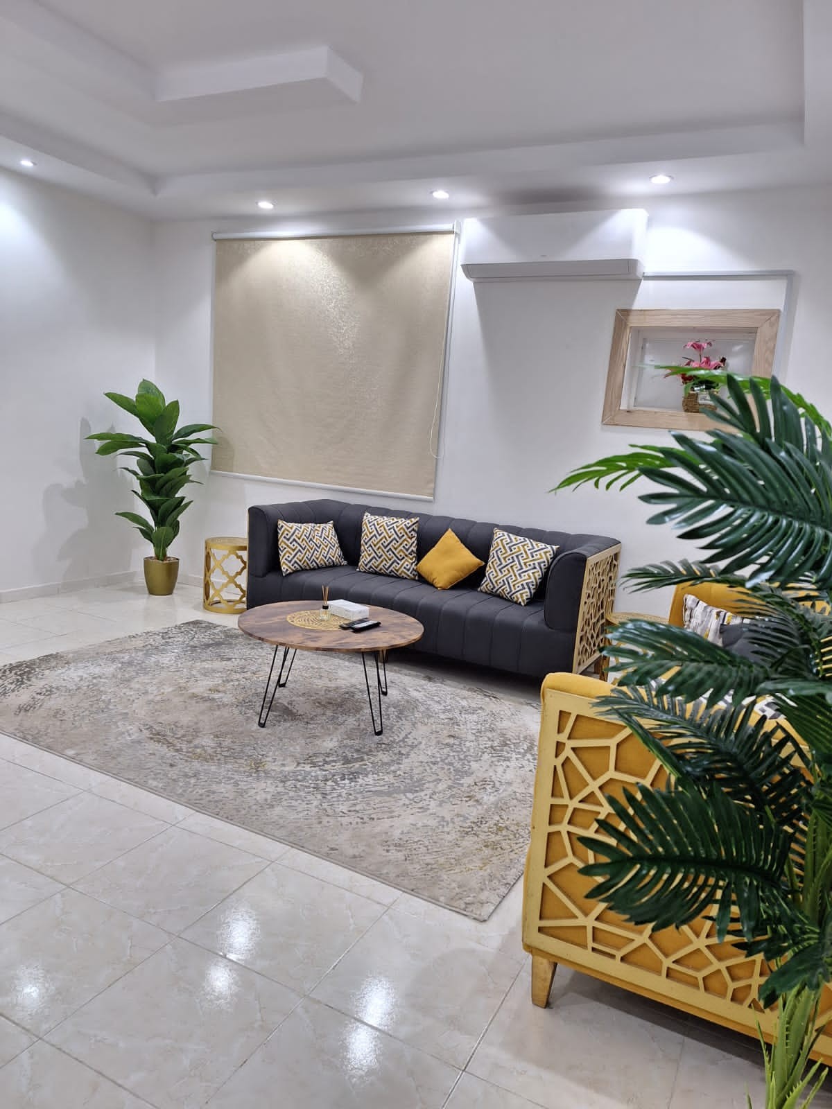 New comfortable and quiet apartment 10 minutes away from the old town