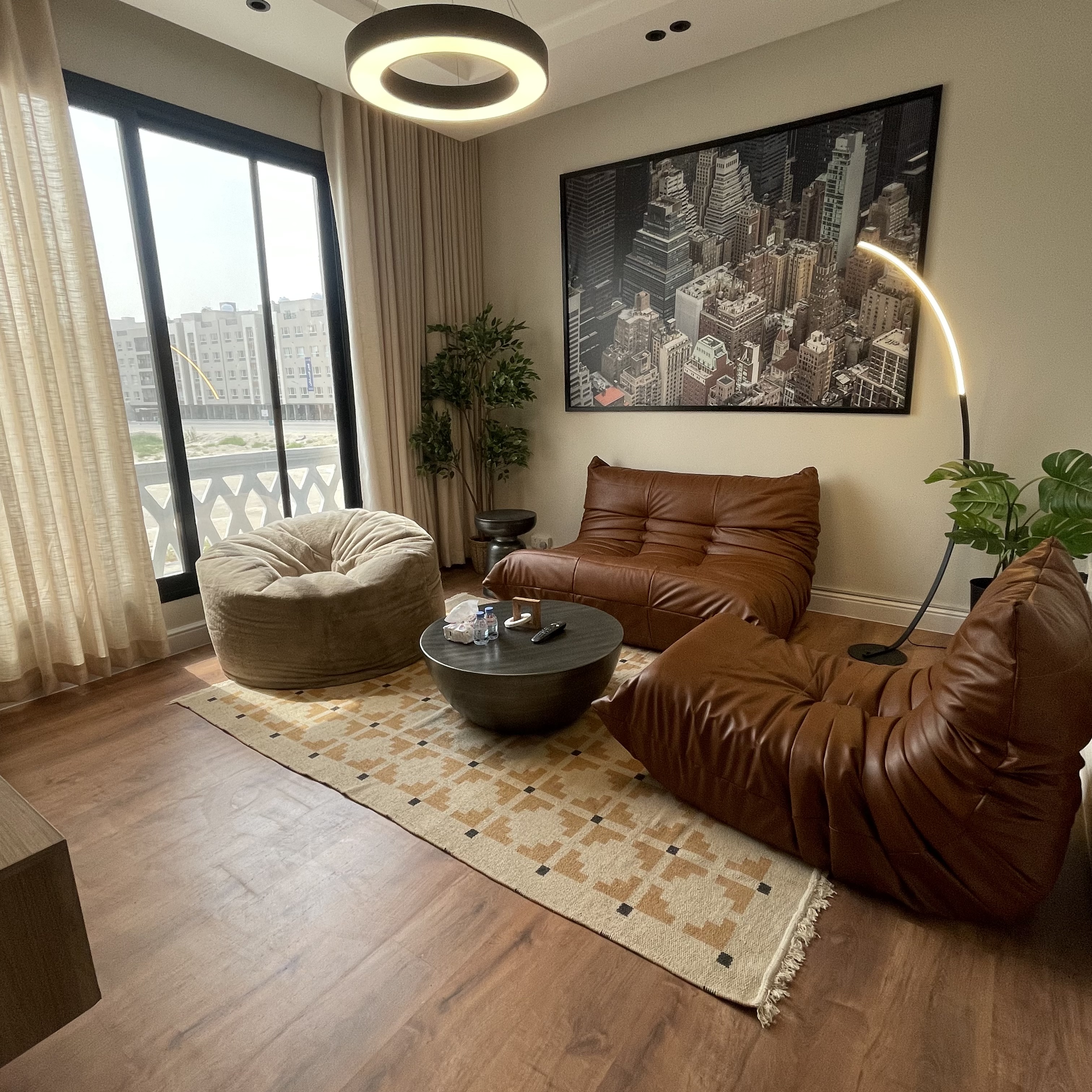 Spacious Apartment with a distinctive and self-income location
