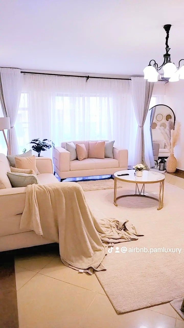 1 bedroom Makao Roslyn