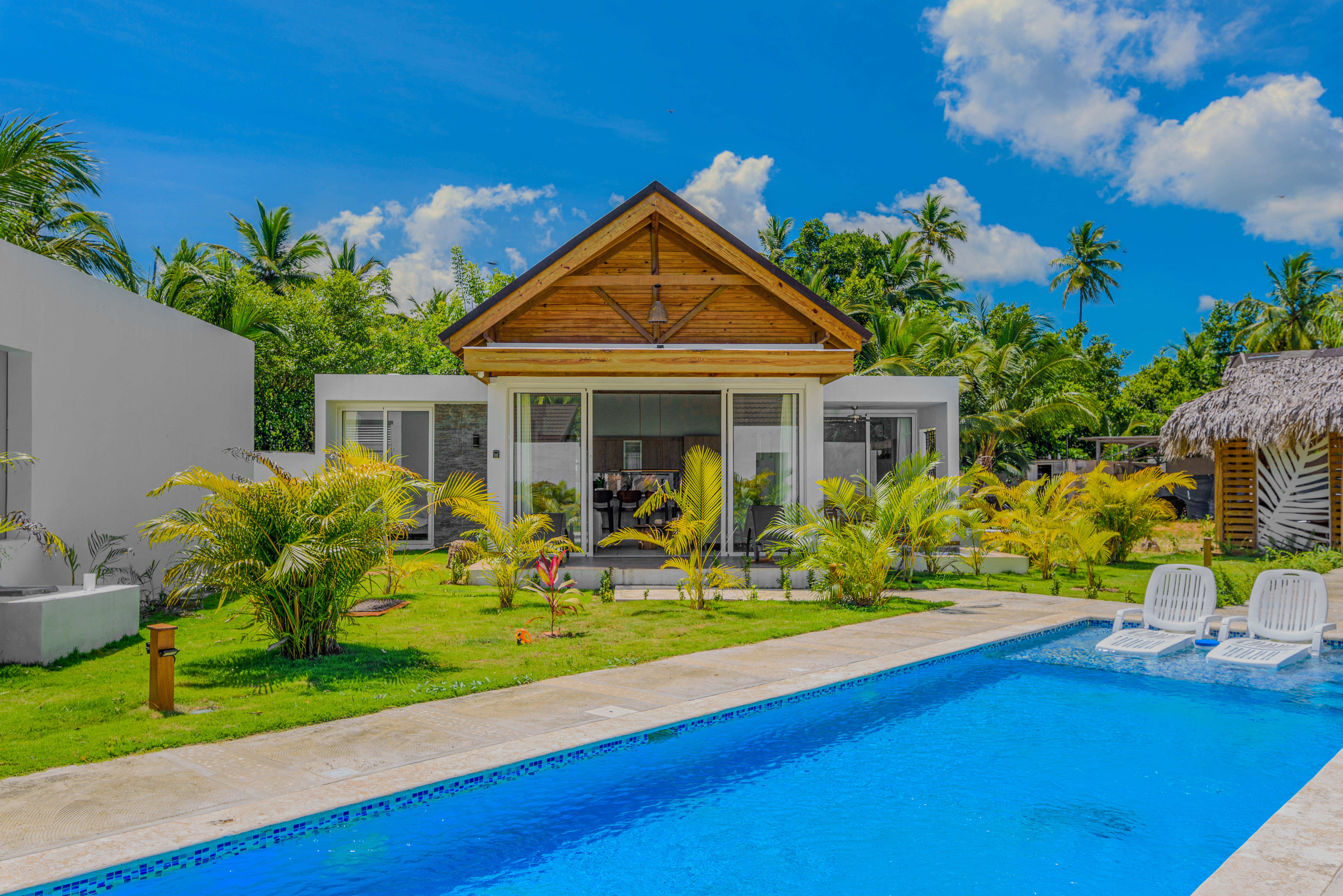 Beachfront Eco-Luxury Villa with Private Jacuzzi