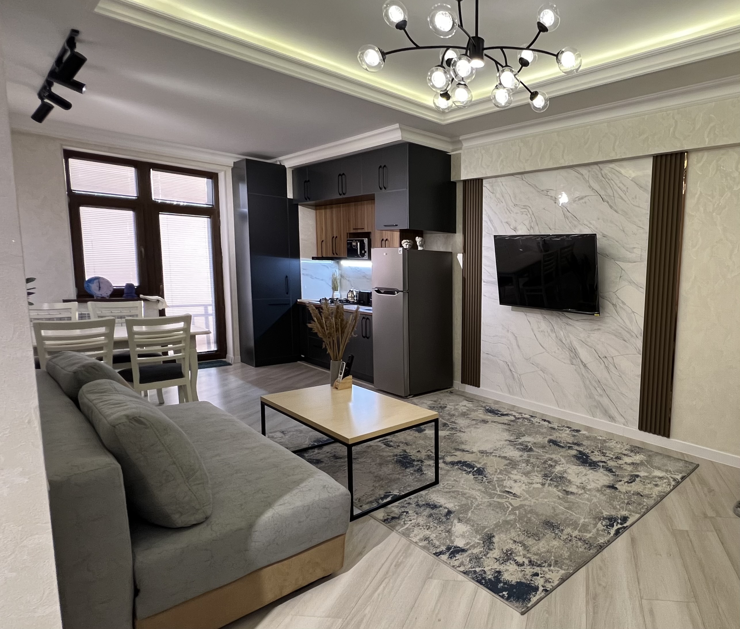 Modern and clean apartment near the city center