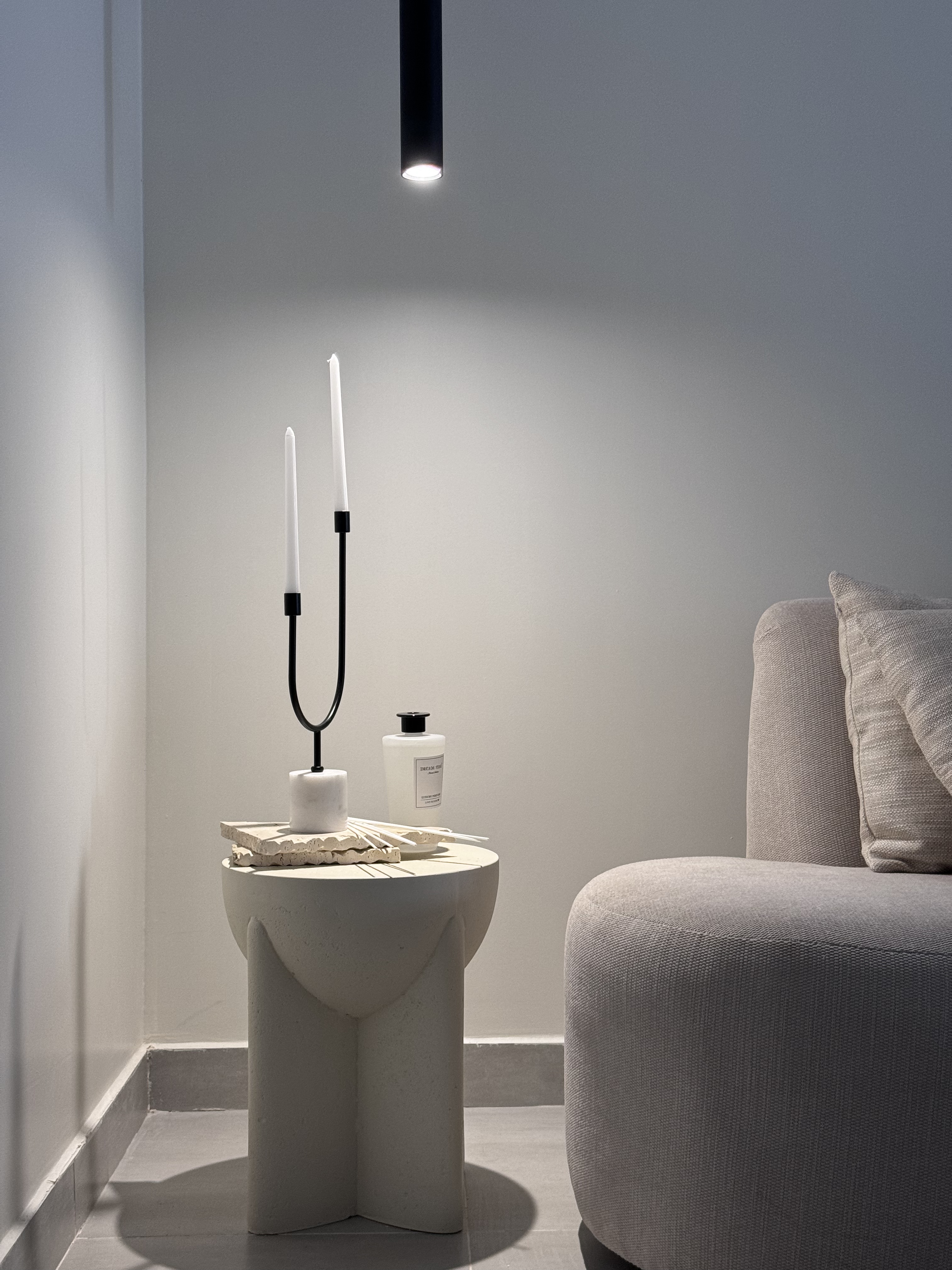 Elegant Two Bedroom Apartment and Coffee Bar