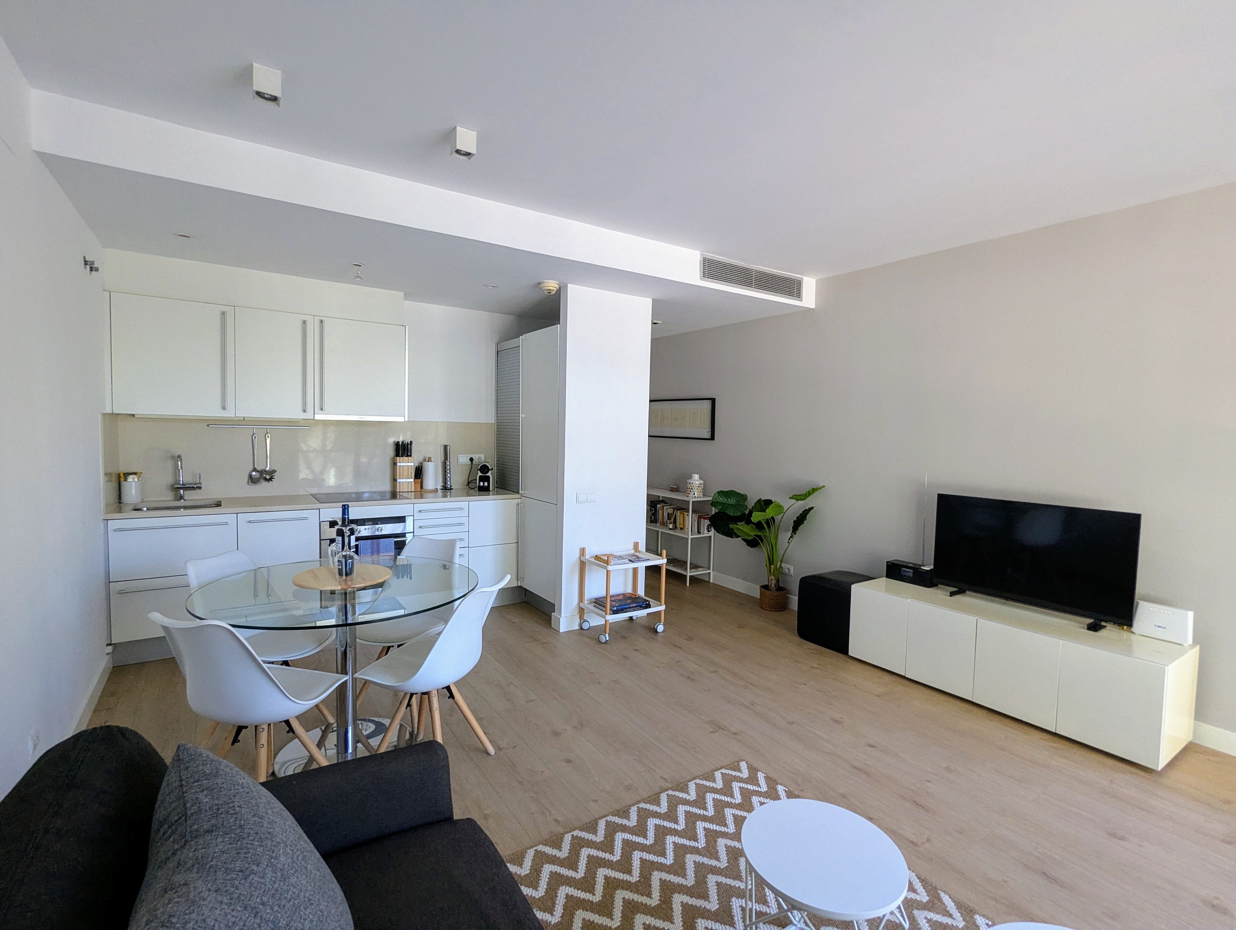 Modern apartment in Poblenou