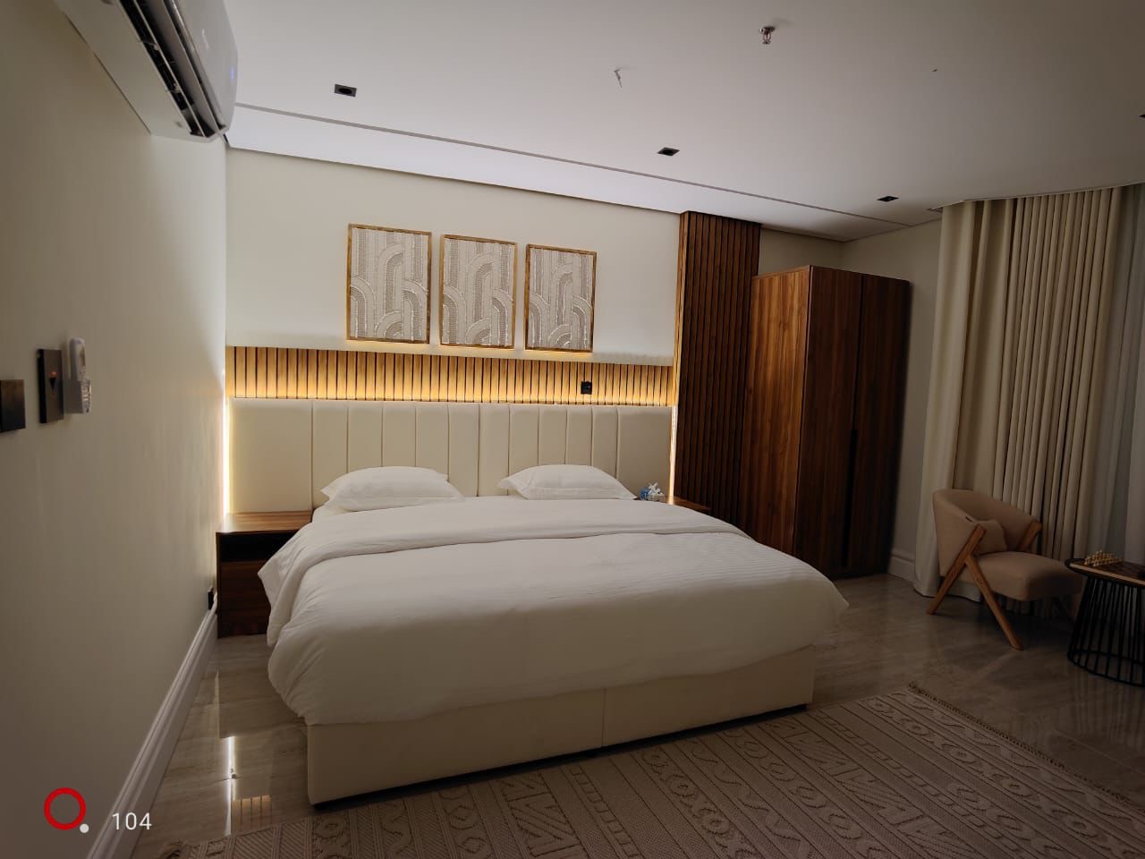 Elegant Apartment Bedroom and Lounge