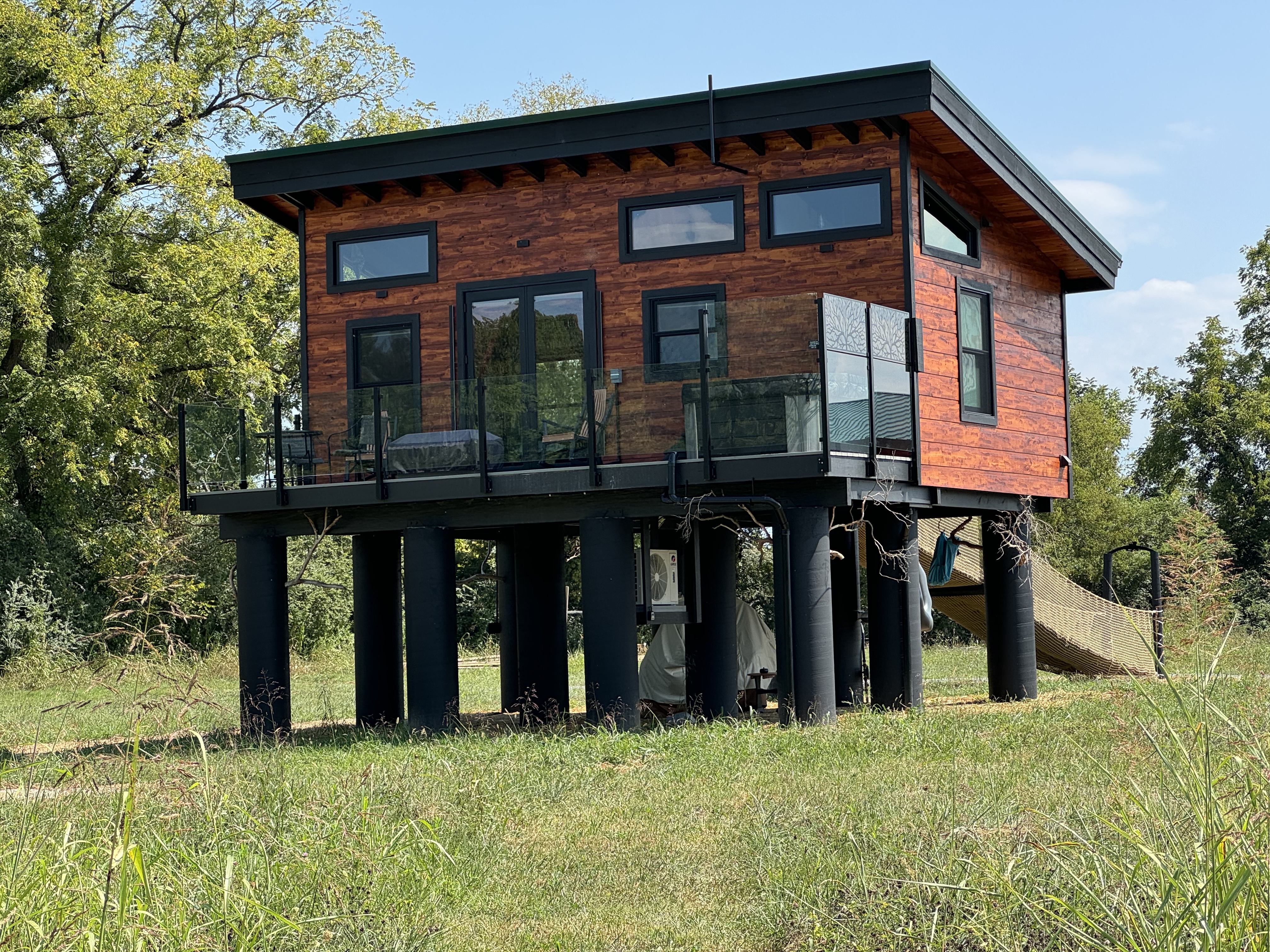 Morticia & Gomez Addams | Hot Tub | Riverfront - Treehouses for