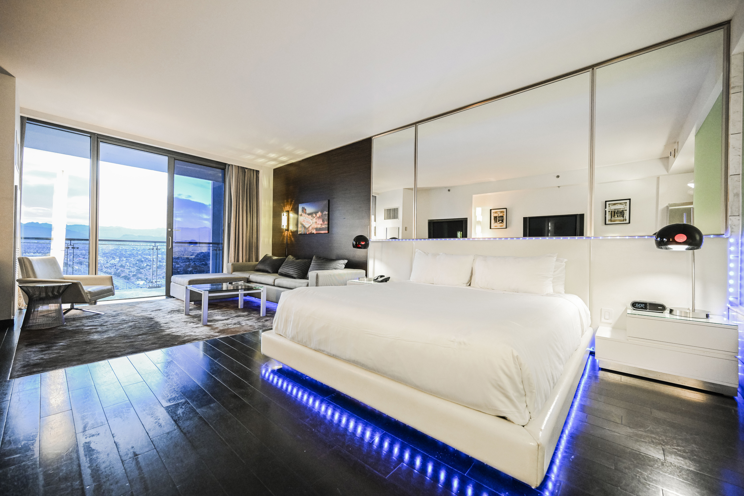 Palms Place | 52nd Floor Studio | Open Balcony - Hotels for Rent