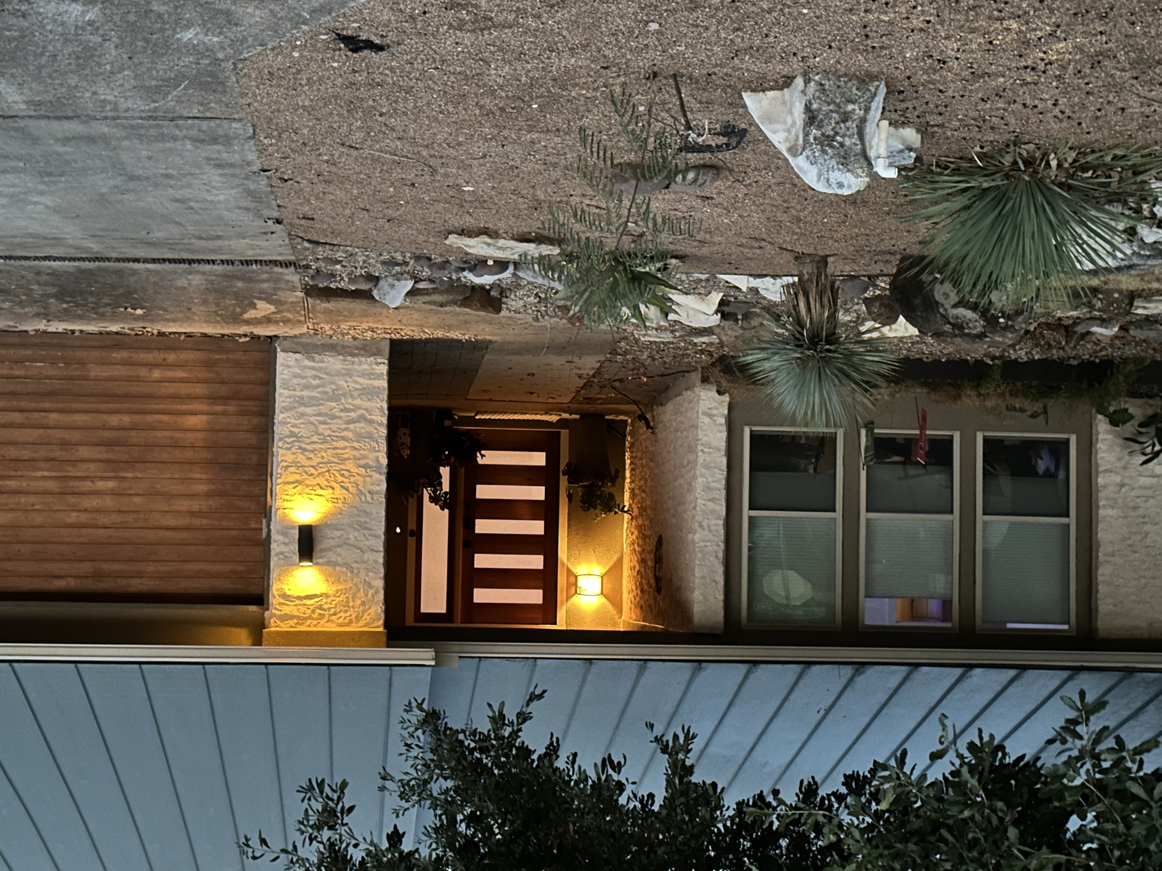 Bright and cozy 2 BR in Austin - no cleaning fee! in 78746, Austin