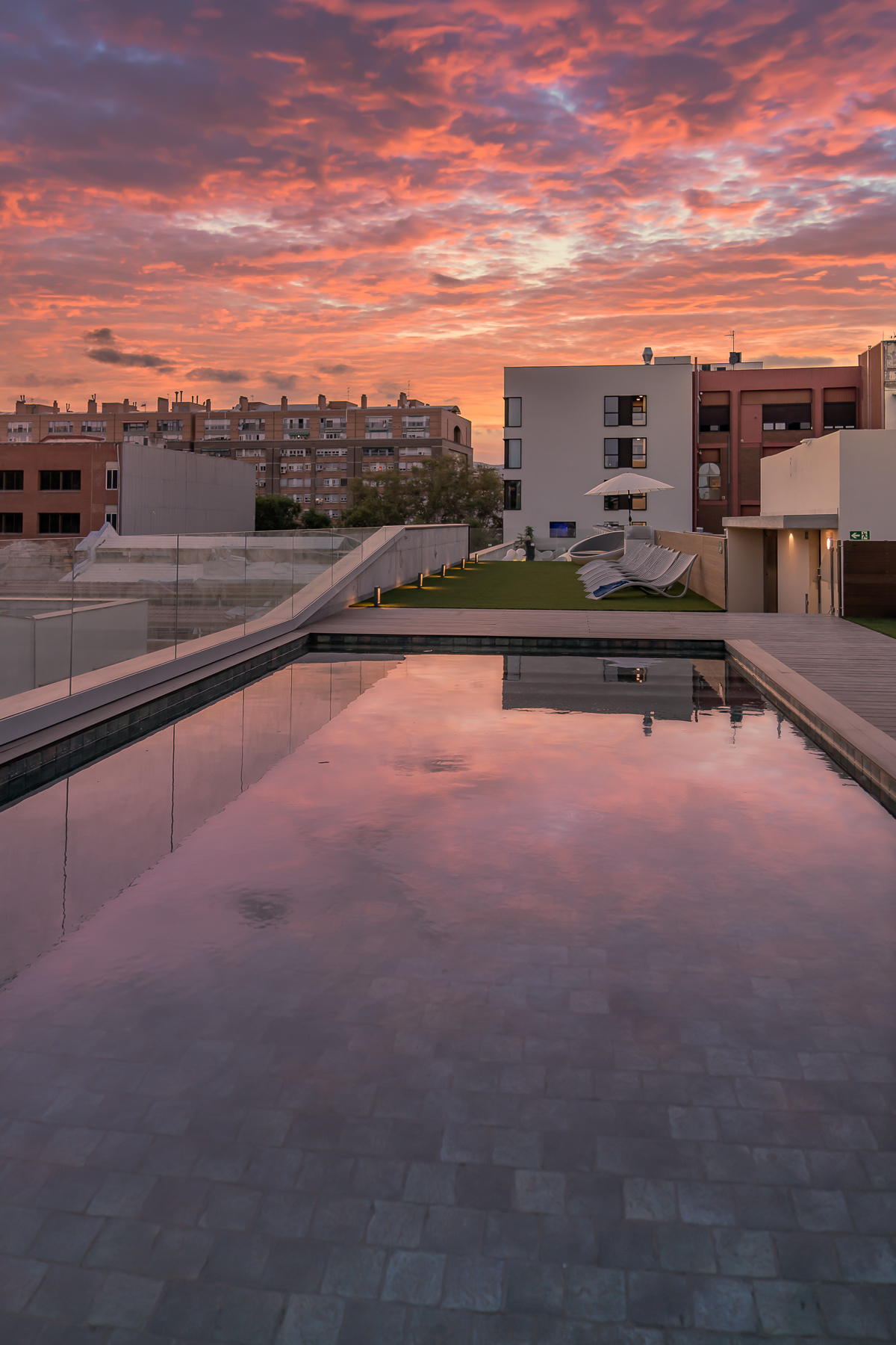 Single Studio - Gym, Cinema, Pool Included