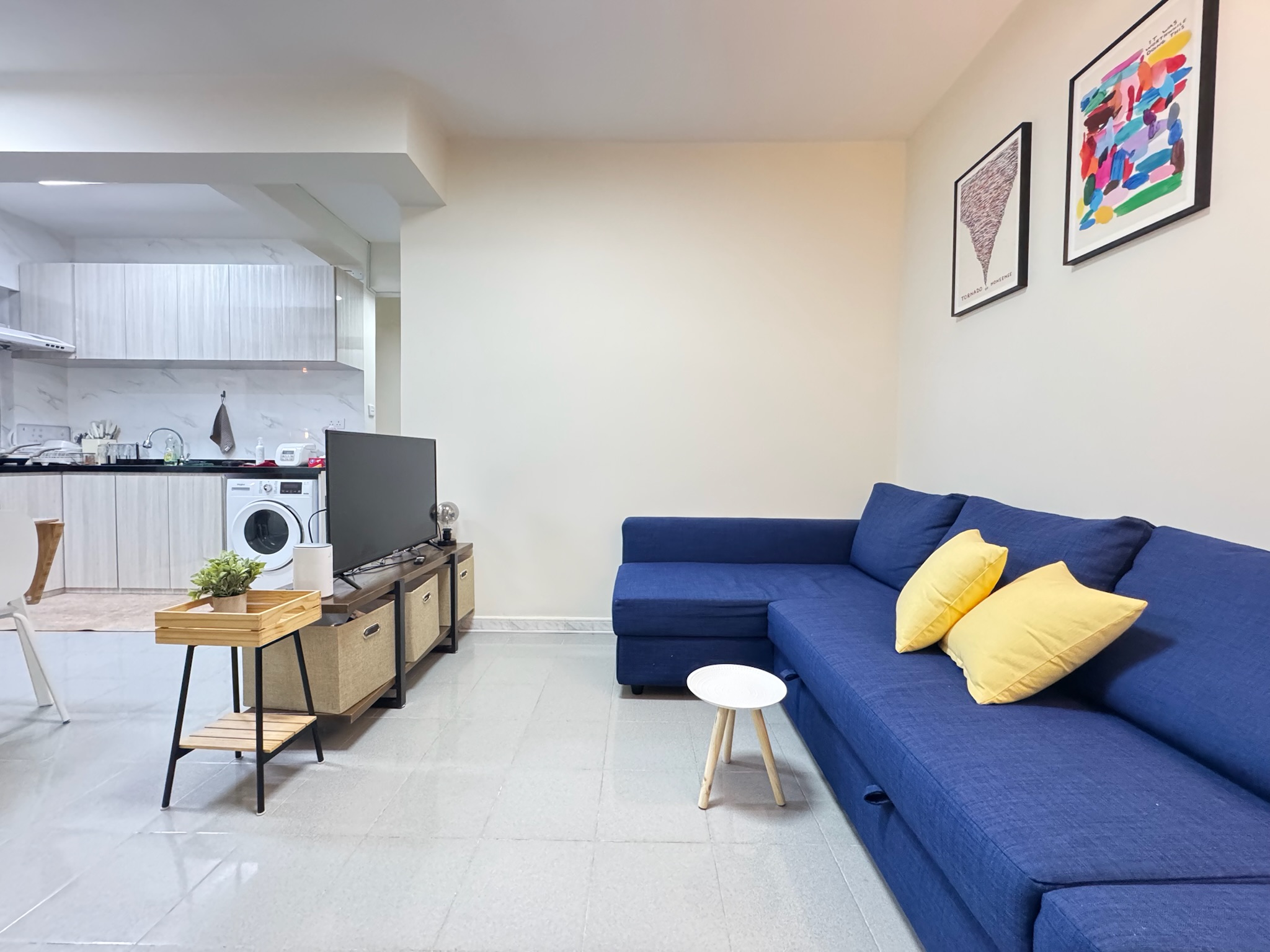 WL-Supreme location 2 BR Condo in TST 尖沙咀绝佳位置两房