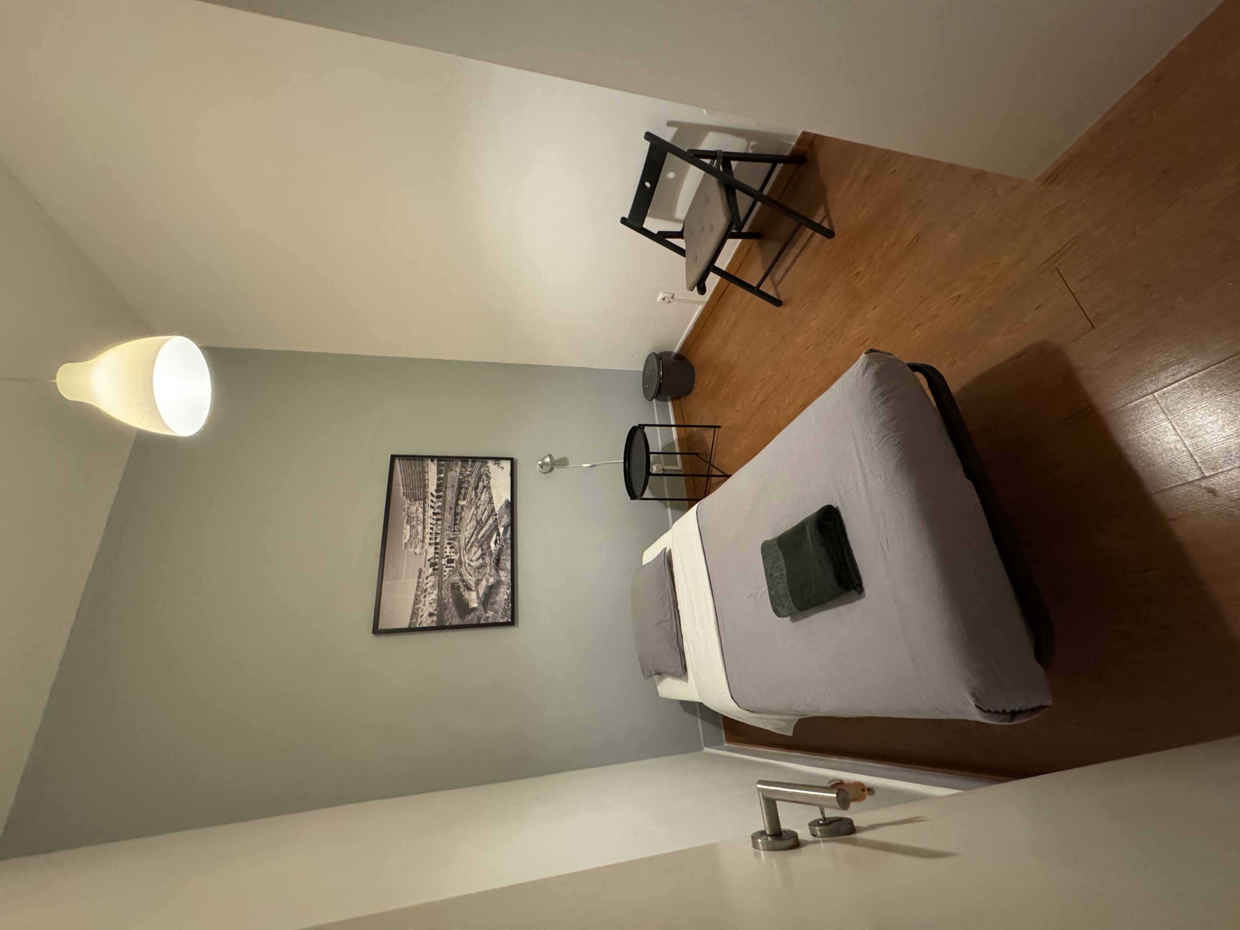 Lisbon Downtown Single Room