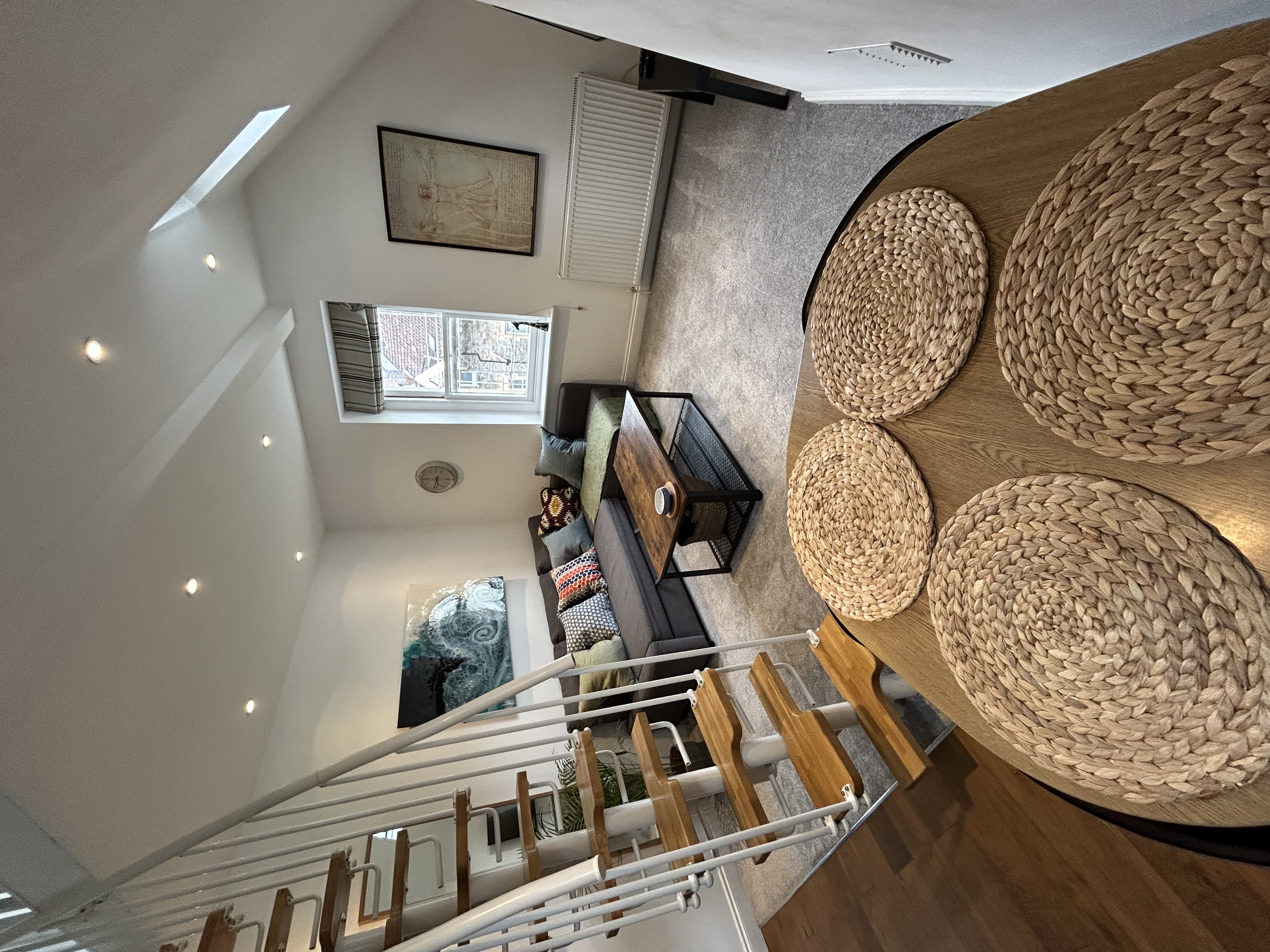 Stylish Apartment in the Heart of Clifton Village in Clifton, Bristol