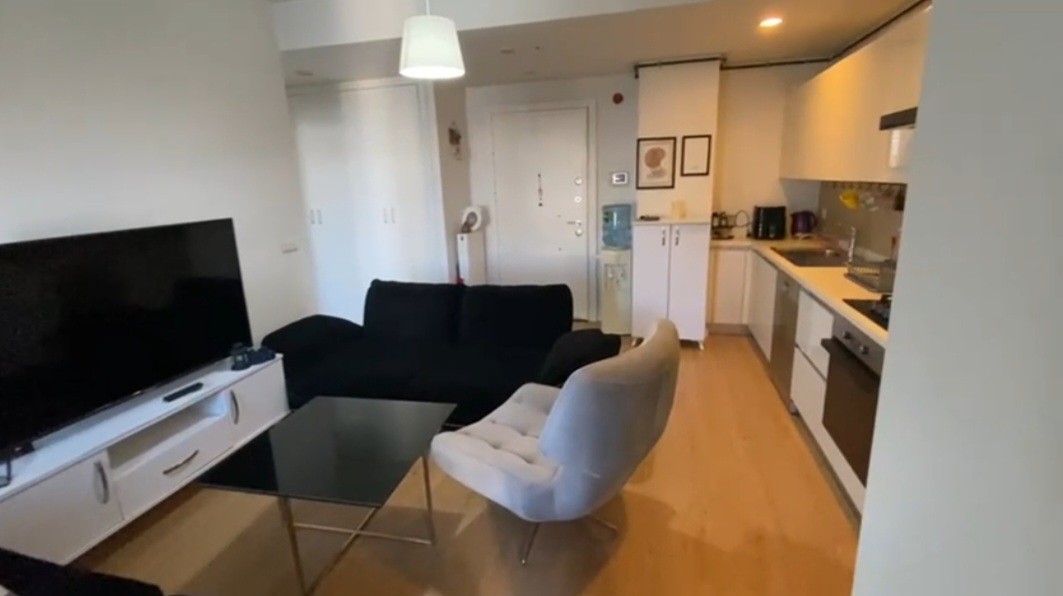 Hip Istanbul Apartment 《1+1》 in Esenyurt, Istanbul