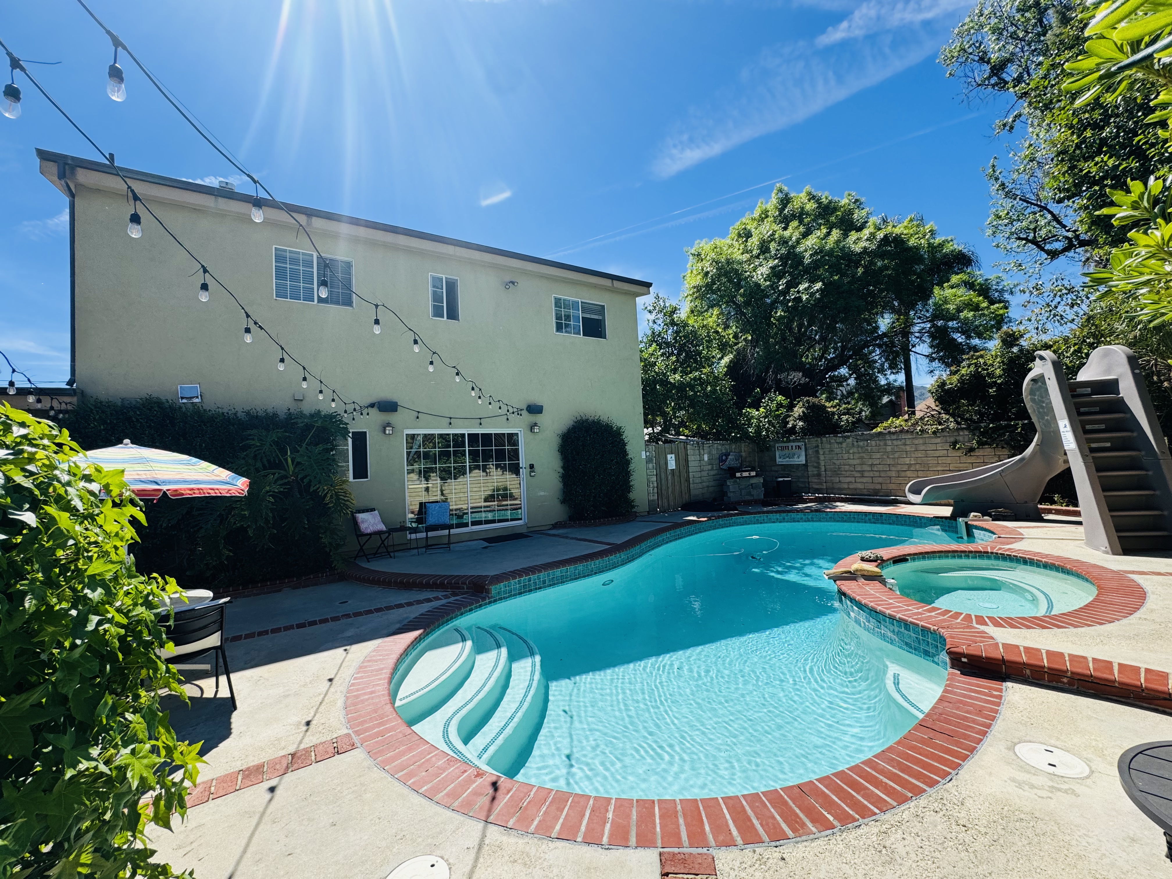 Private Guesthouse with Pool & Spa