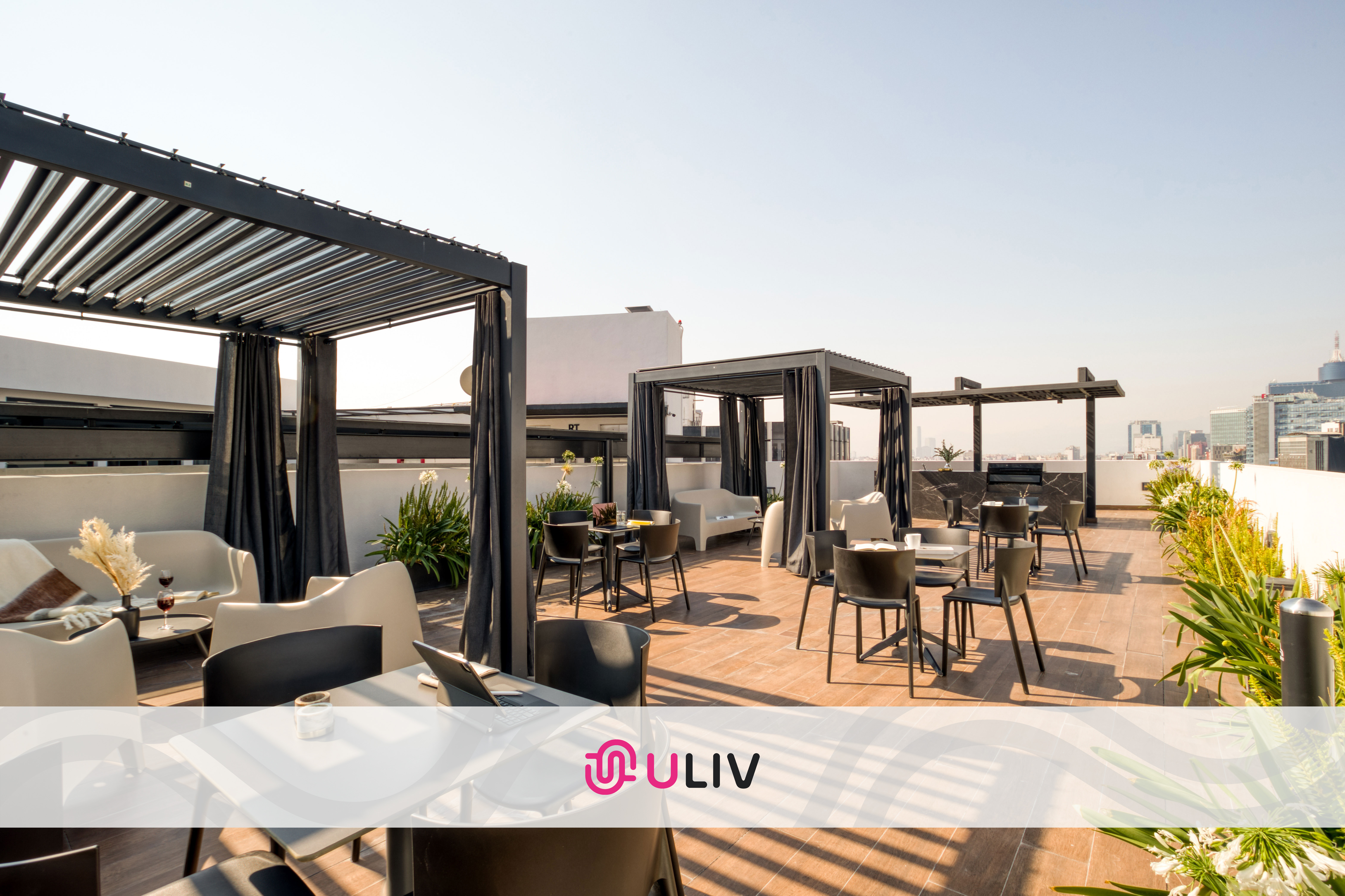 Chic & Equipped Apt | Rooftop+Gym+B/Center+Lounge