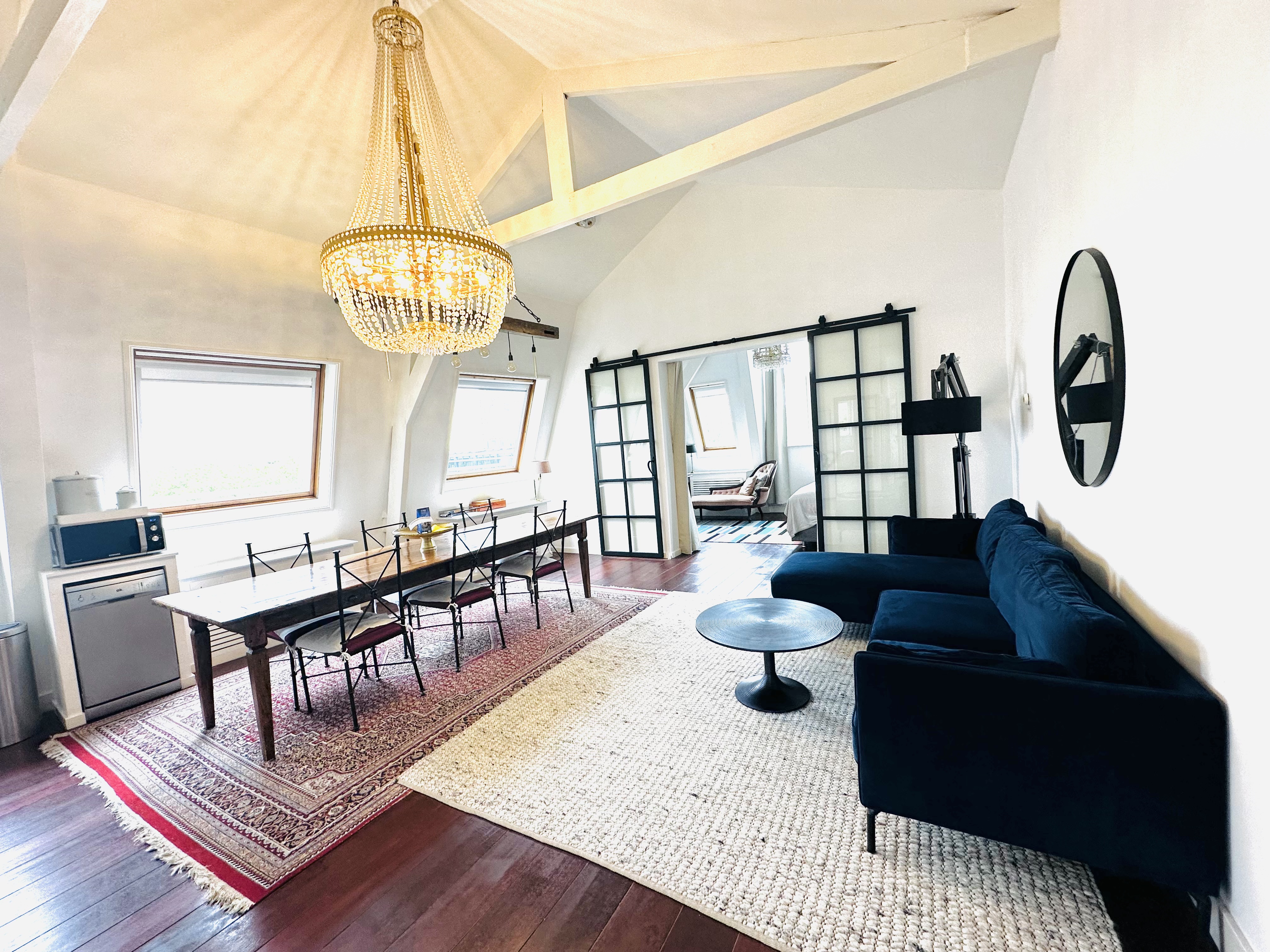 Amazing Canal Penthouse, Stunning views