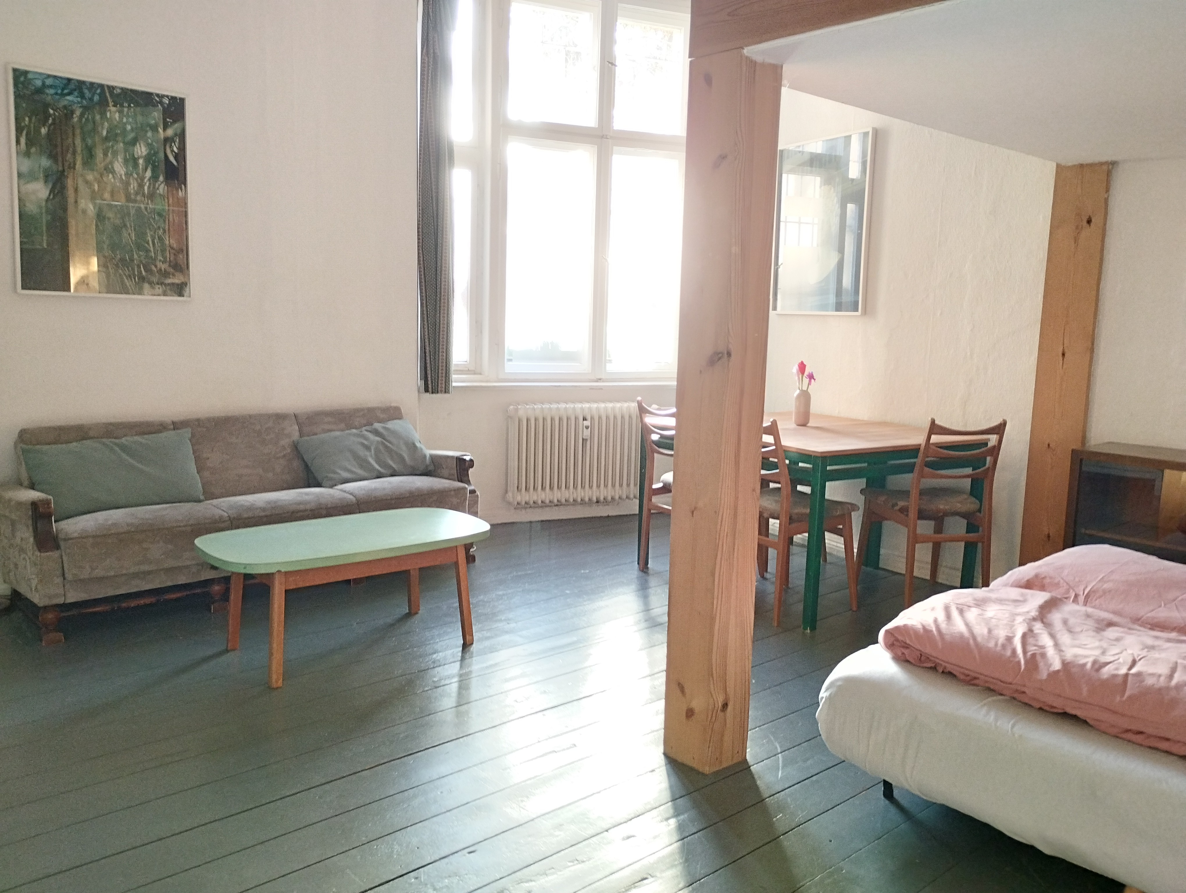 Charming Large Bright Room Neukölln Sleeps 6+
