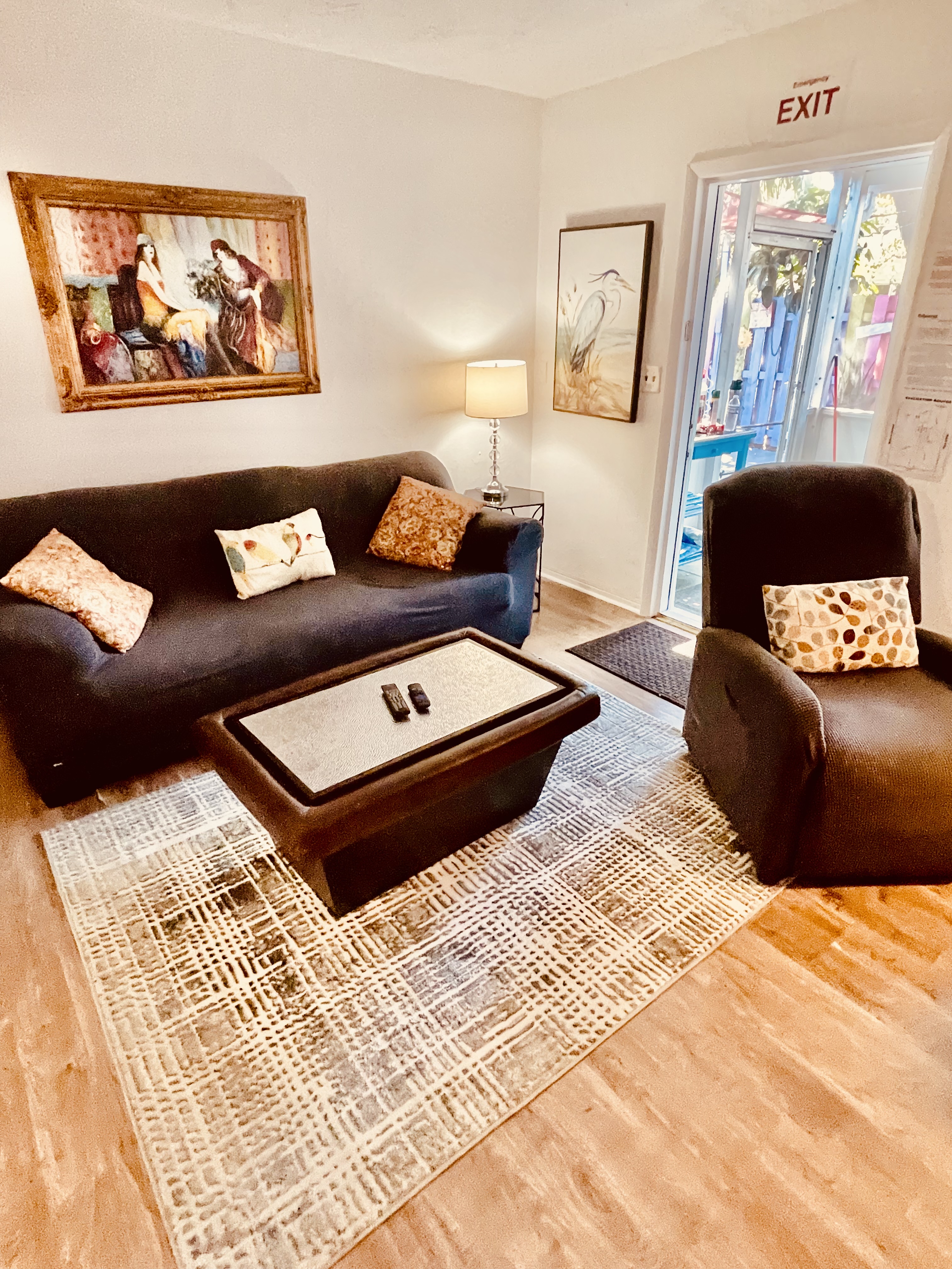 Two bedroom minutes from Beach! in Hollywood, Broward County