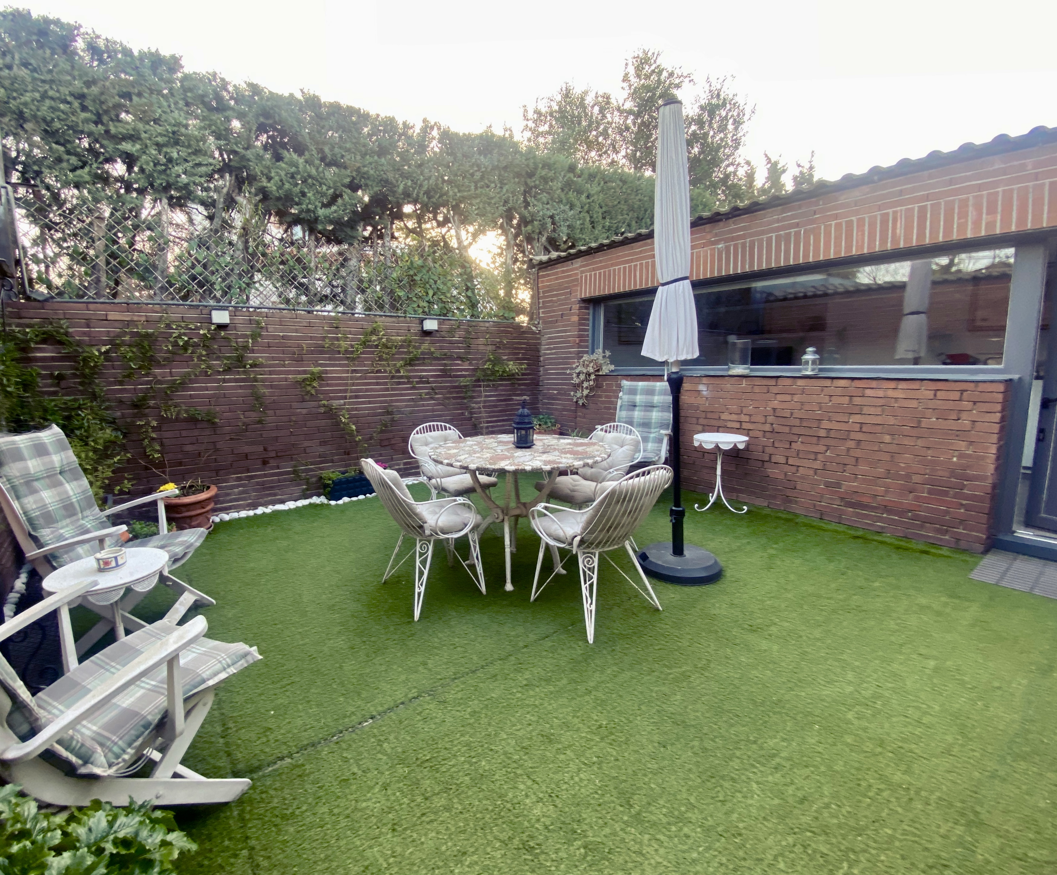 Well connected Guesthouse in Madrid's green belt in Valverde, Madrid