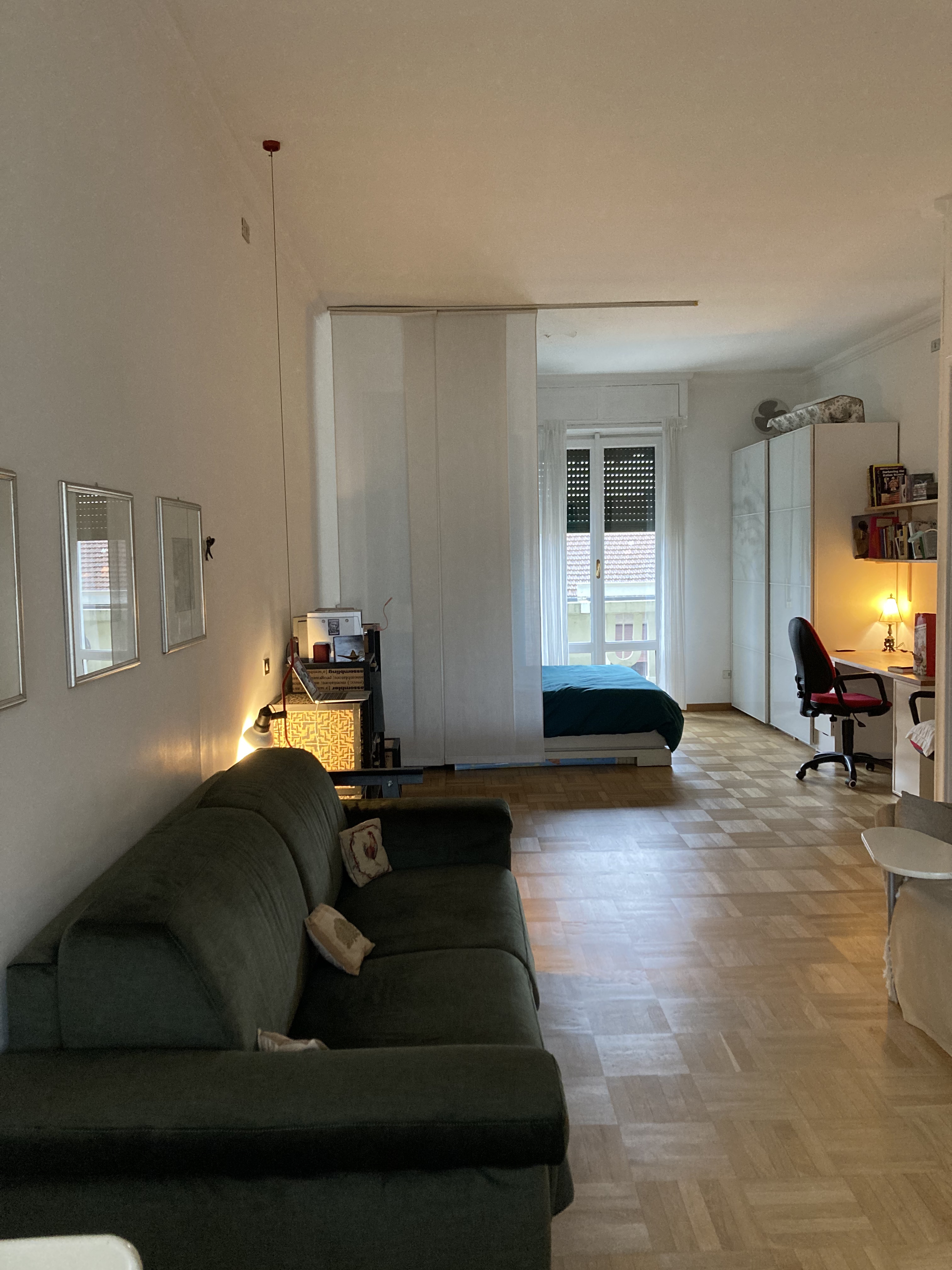 Sunny apt w terrace 1' from metro in CITTA' STUDI, Milan