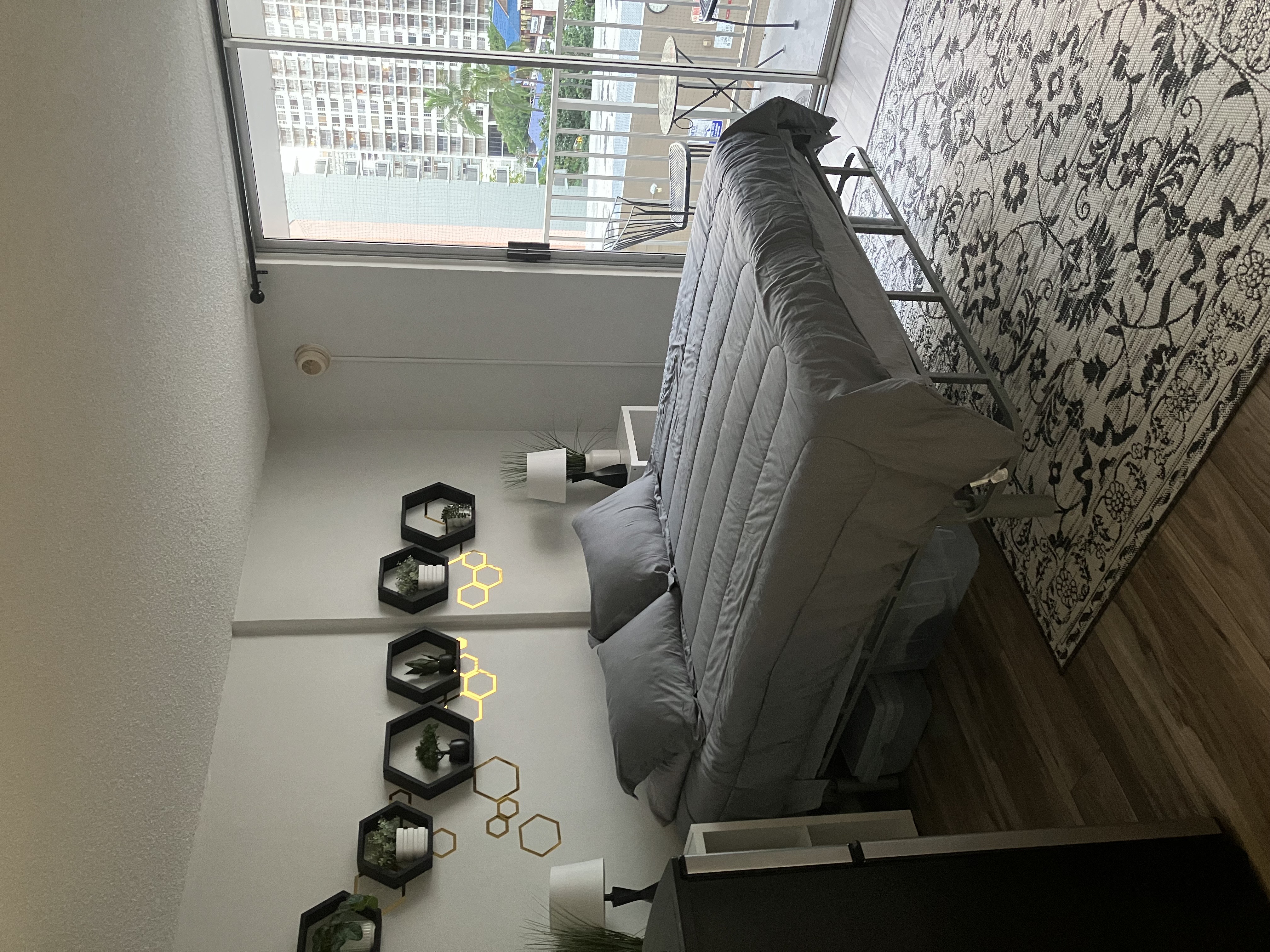 Inn on the Park 6F studio/ Fantastic view/1 bed in Primary Urban Center, Hawaii