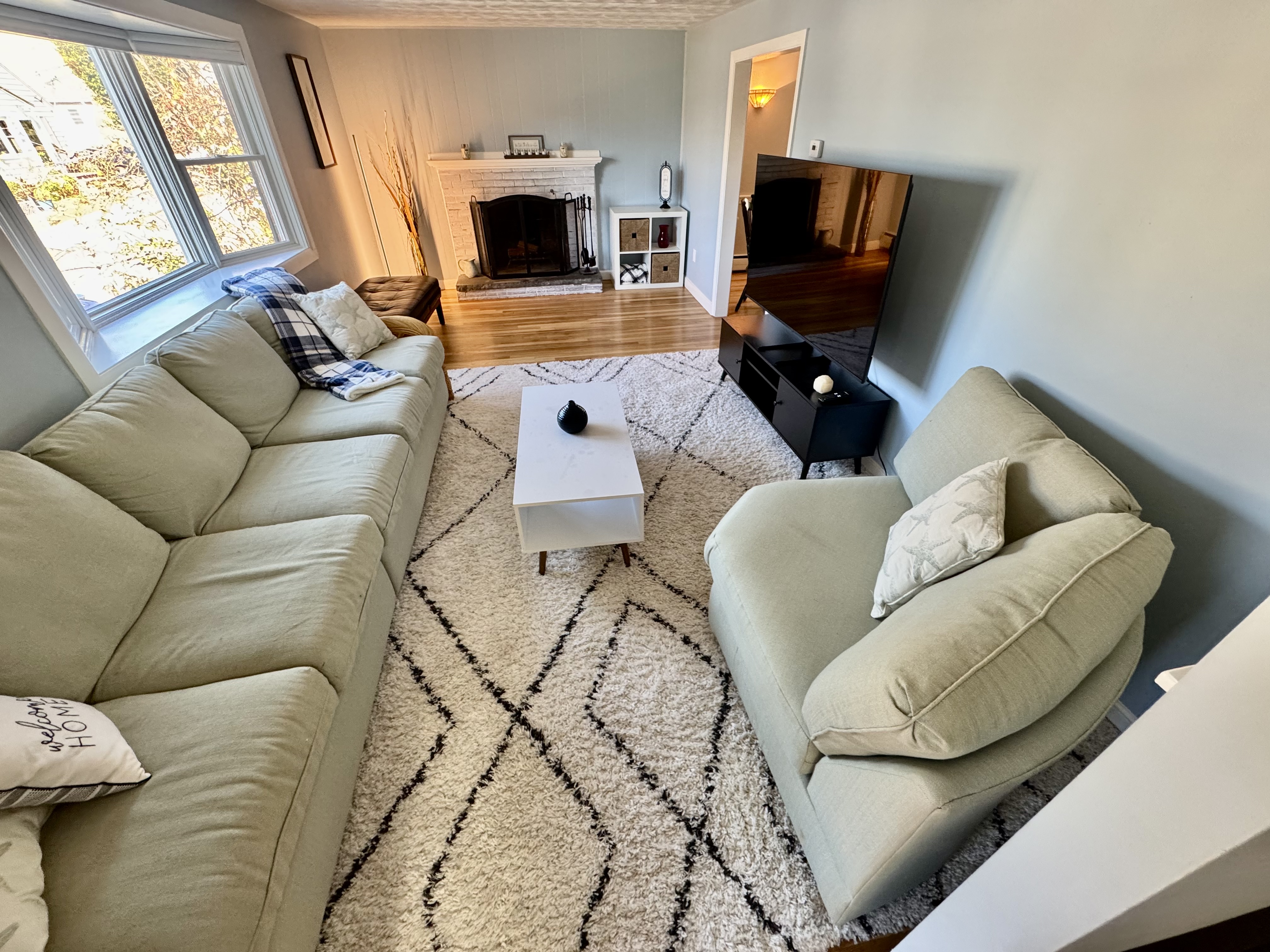 Cozy and spacious colonial home in West Roxbury in West Roxbury, Boston