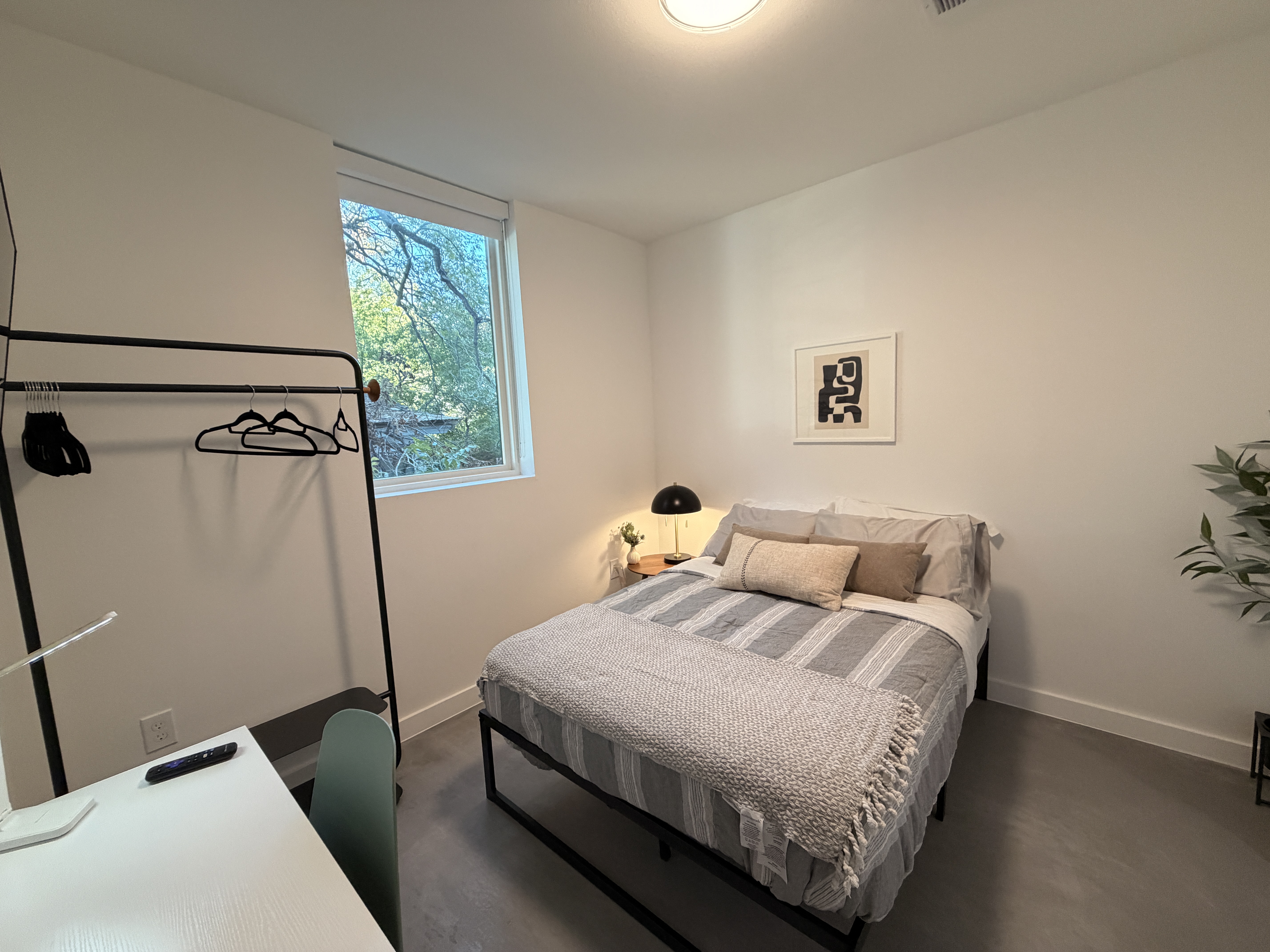 Cozy Room at Downtown in 78701, Austin