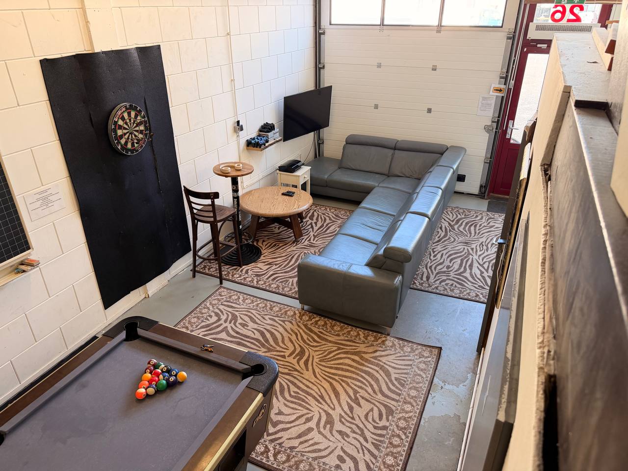 Parties & Stag Nights! 12 Beds-Private-Parking X4!