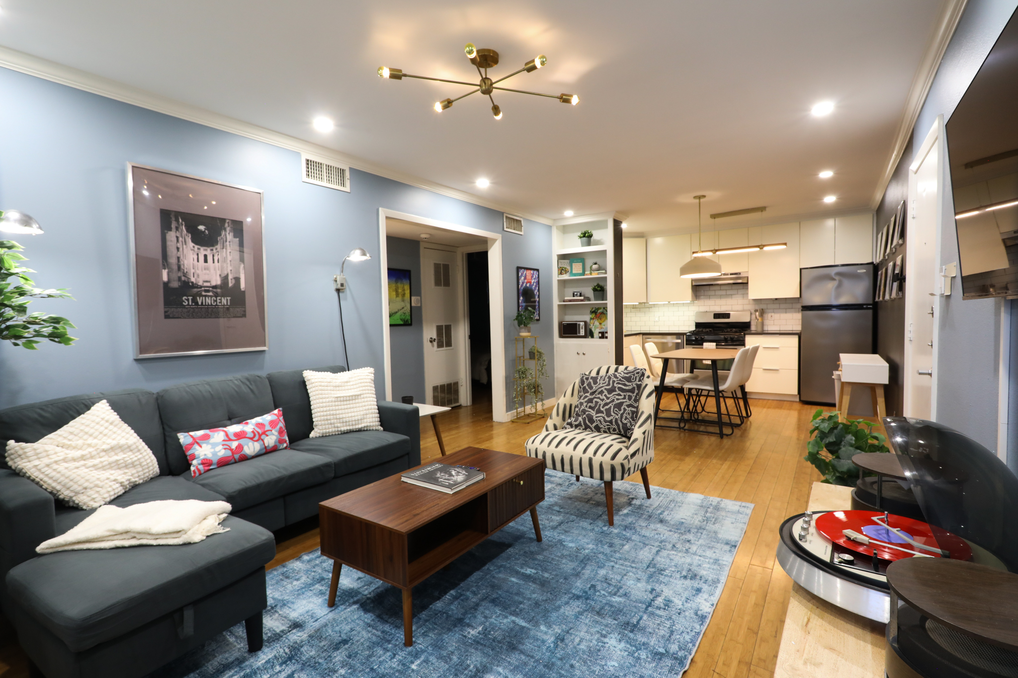 Central condo close to everything in 78741, Austin
