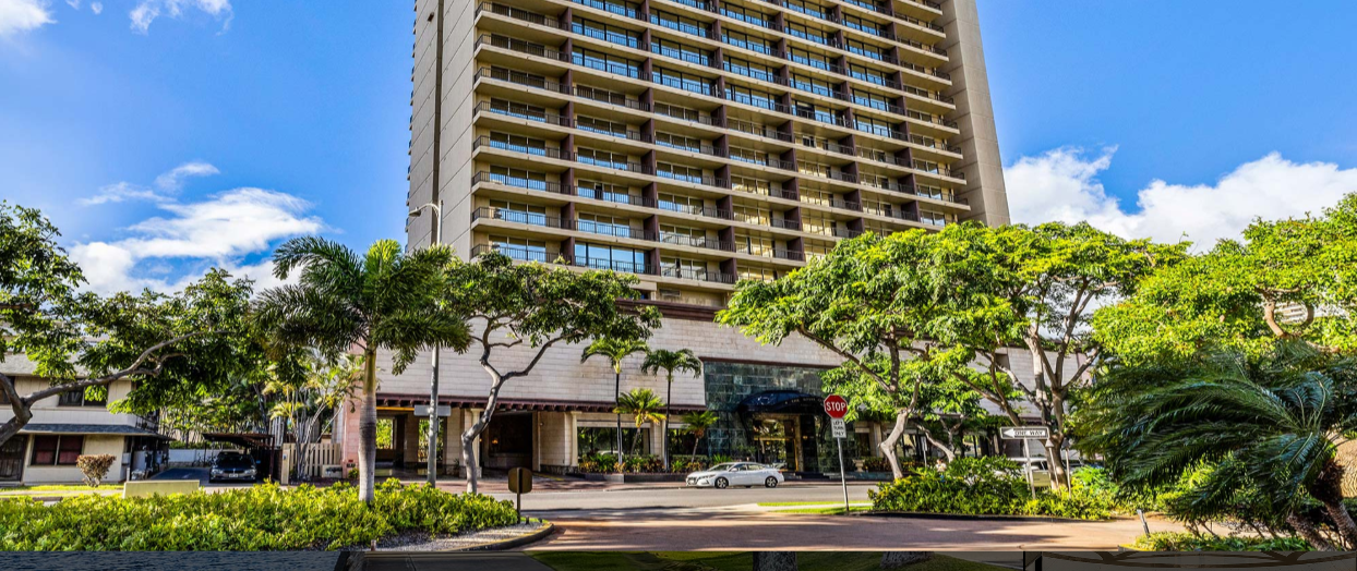 Presidential 1BD in Royal Garden in Primary Urban Center, Hawaii