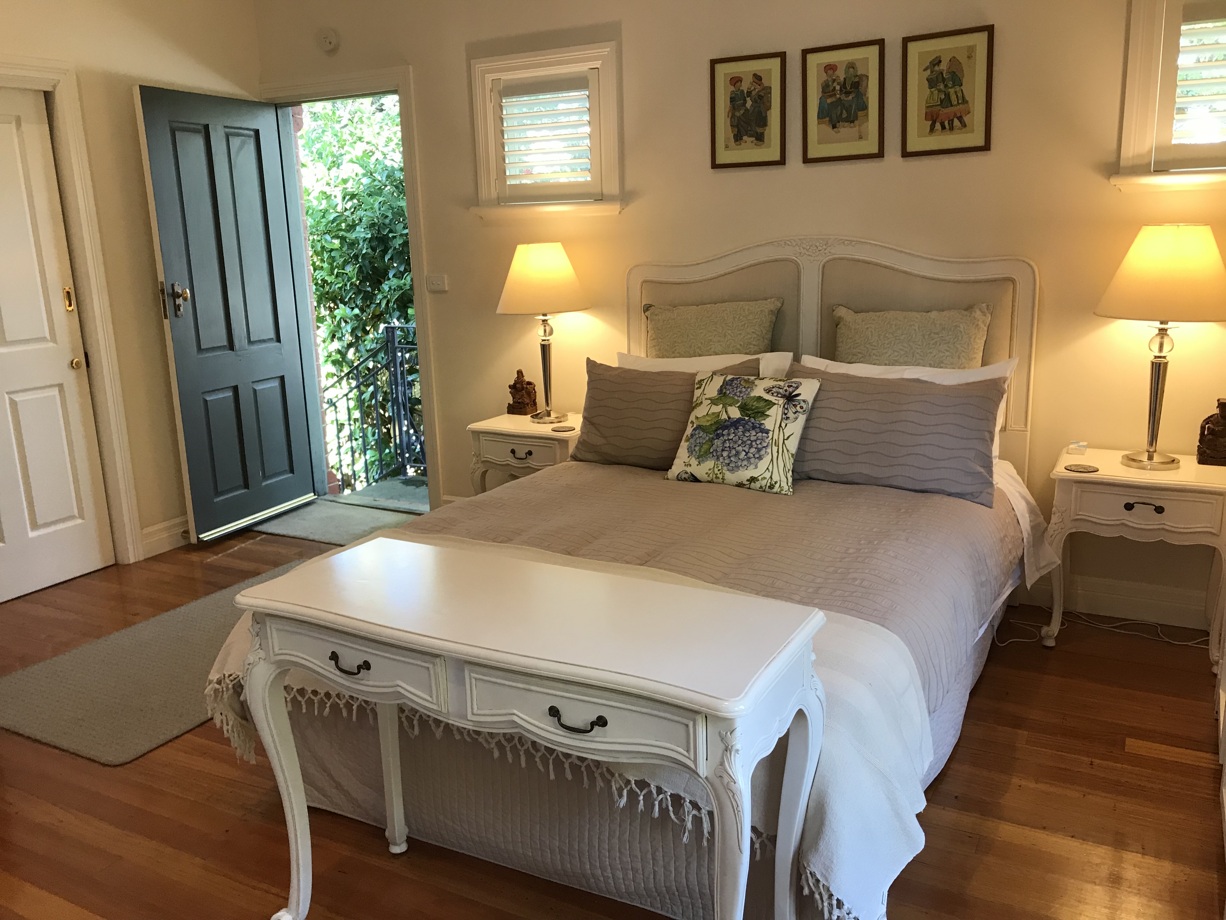 Private Garden Studio near CBD | easy parking