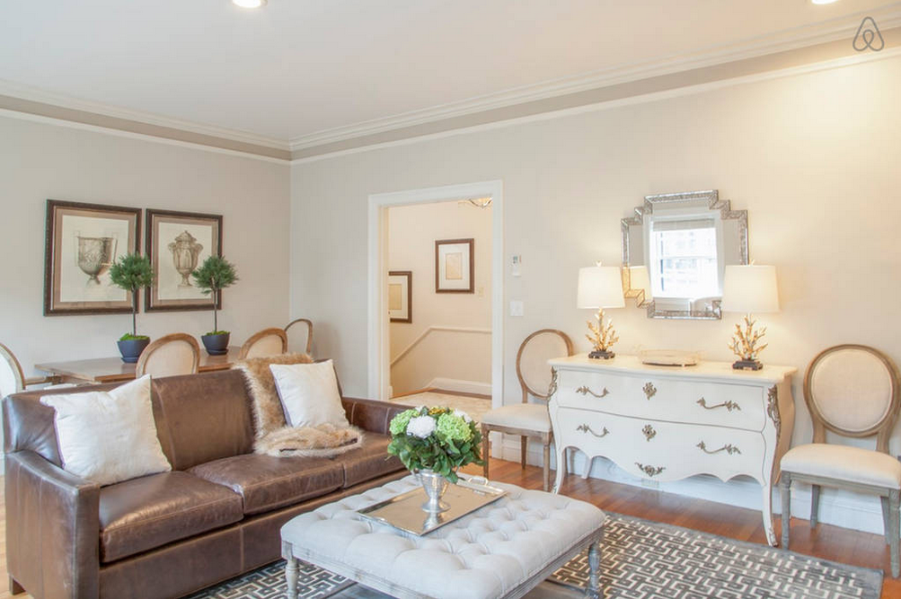Large 3.5 BR|2 BA Penthouse Duplex in Beacon Hill, Boston