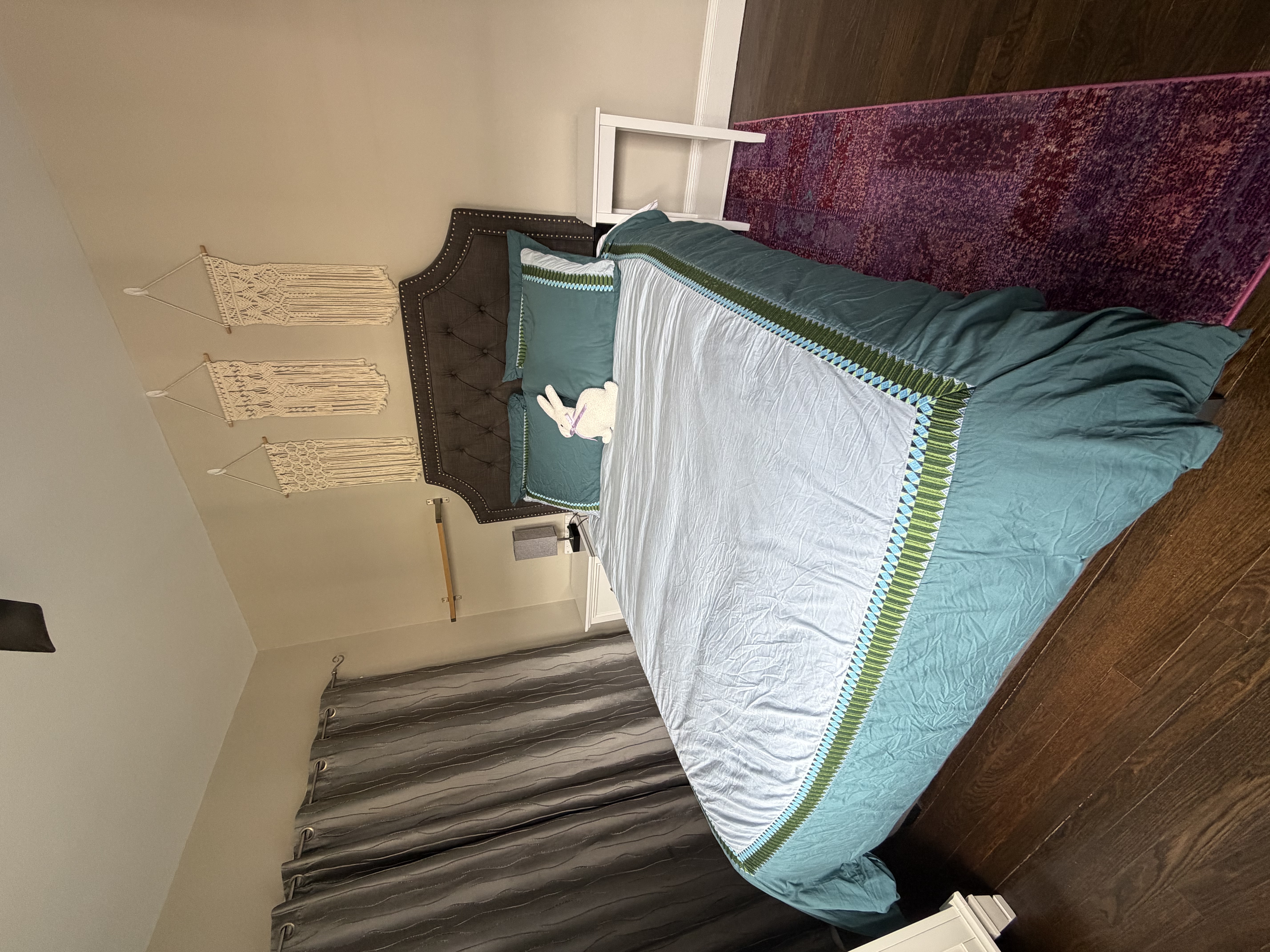 Classic 1 Bedroom Penthouse near Fenway Park in Fenway, Boston
